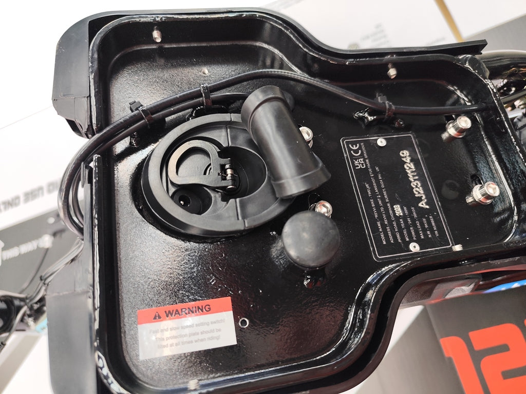 REVVI - ELECTRIC BIKE 16" PLUS GREEN