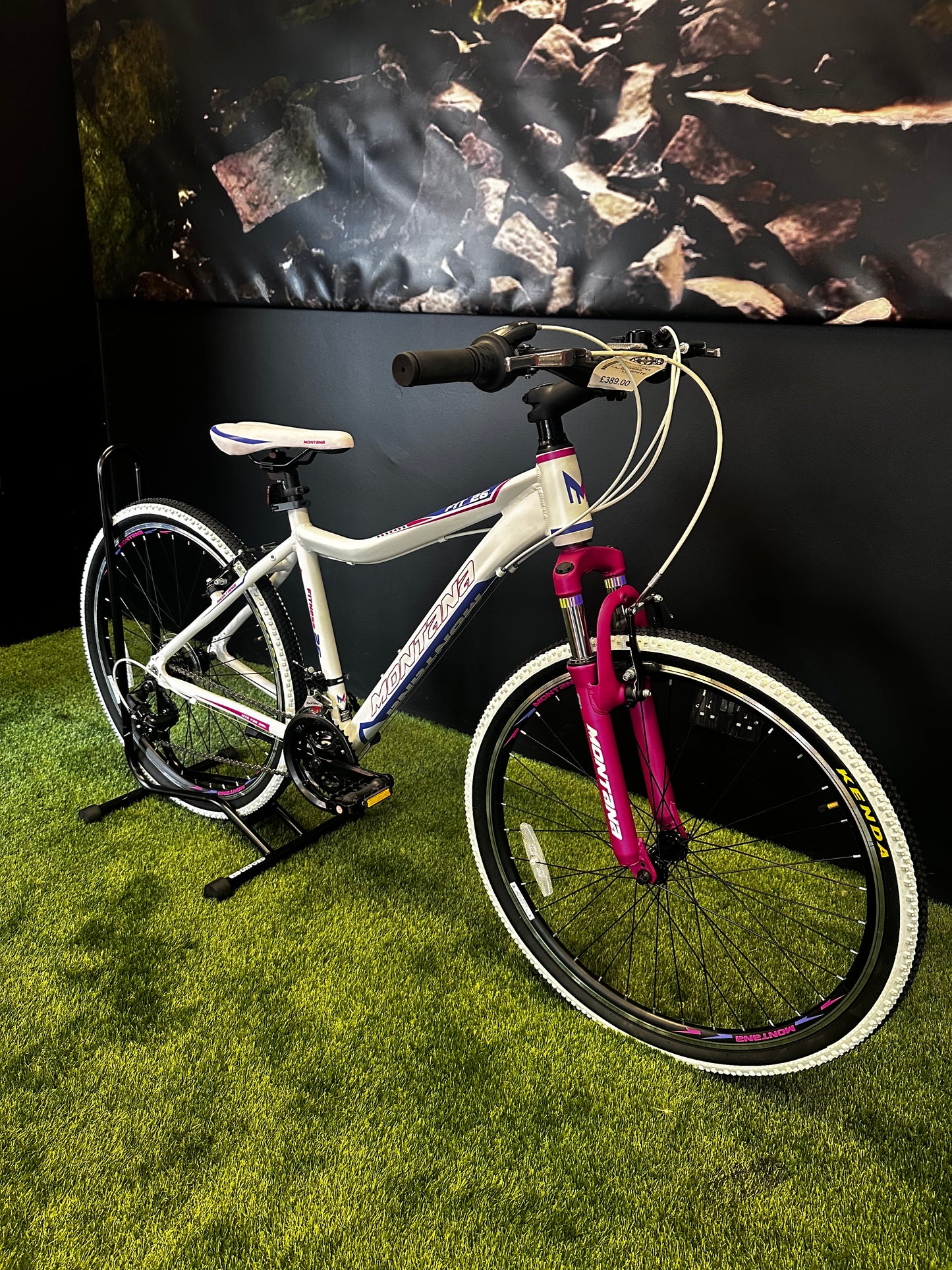 MONTANA - FITNESS 26" LADIES WHITE/PINK