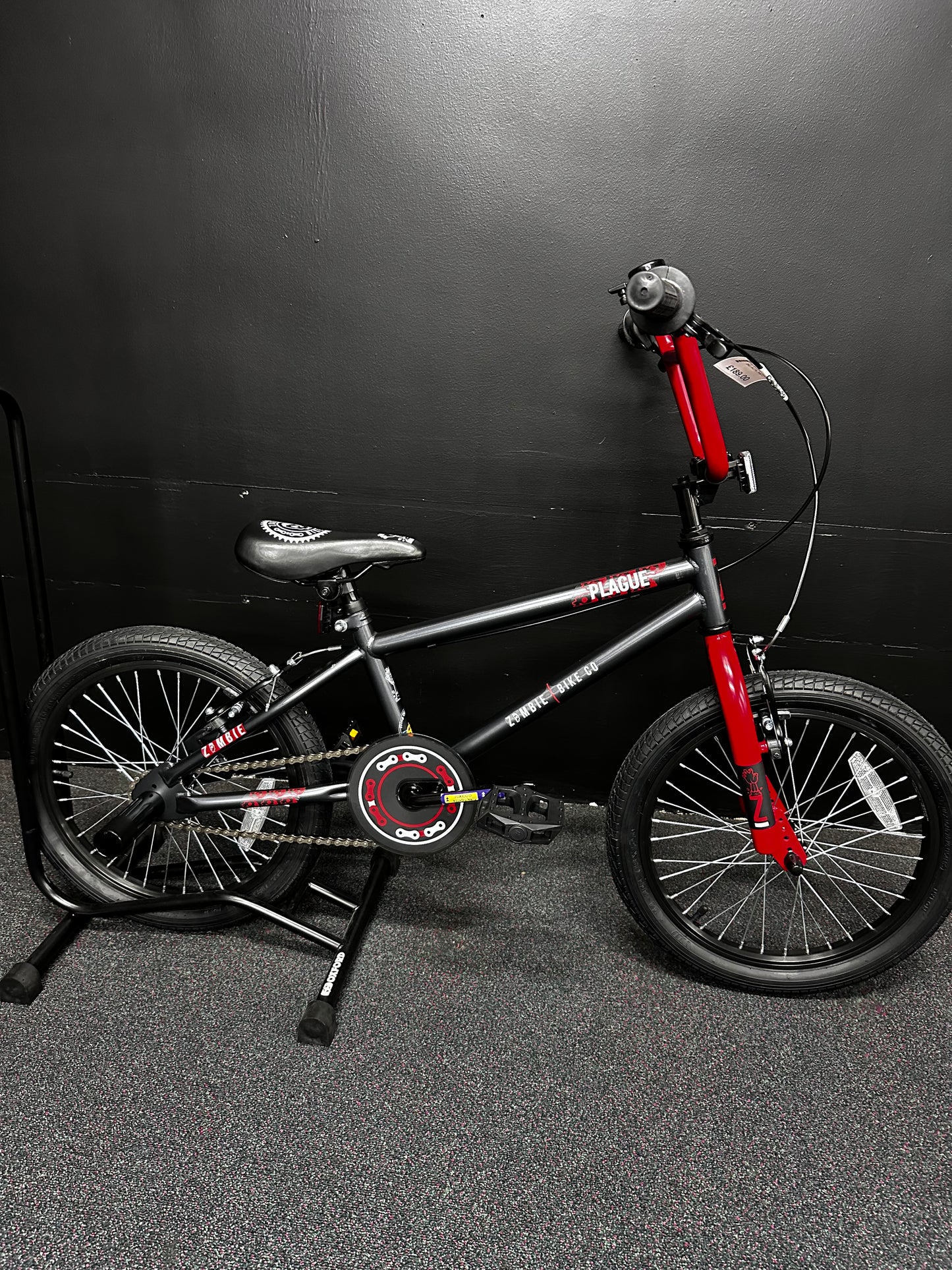 ZOMBIE - PLAGUE 18" BOYS BLACK/RED