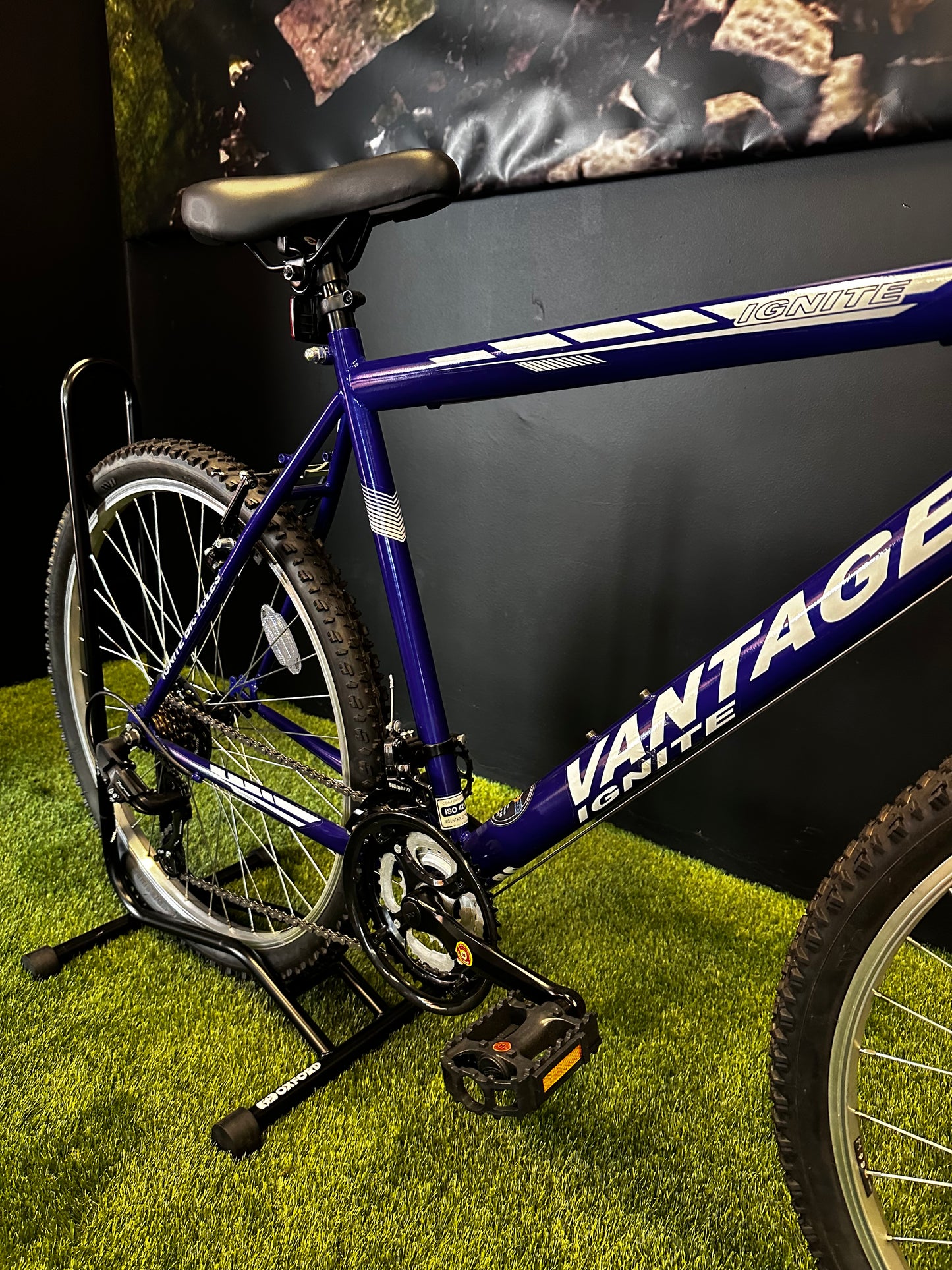 IGNITE - VANTAGE 26" GENTS BLUE