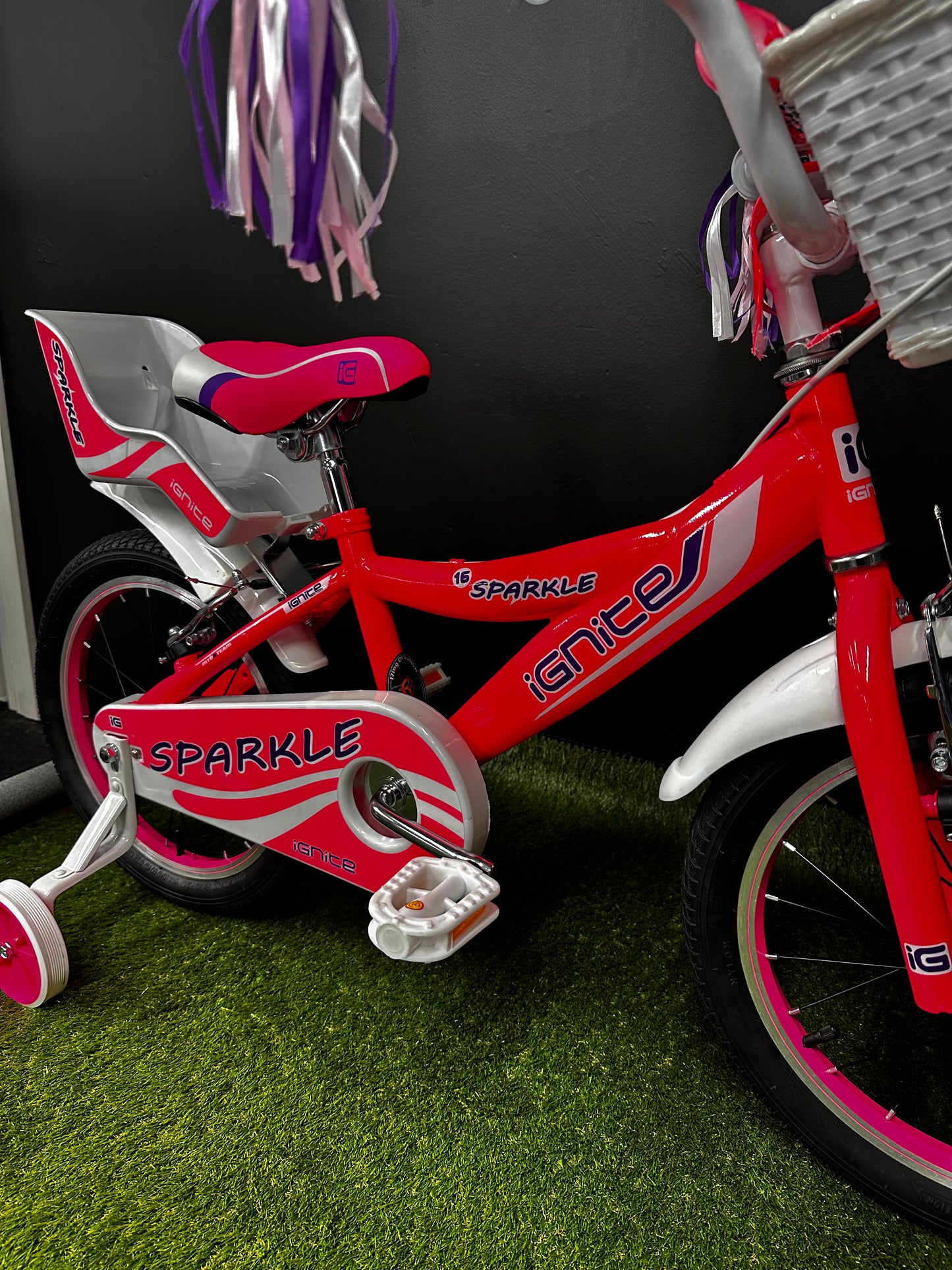 IGNITE - SPARKLE 16" GIRLS PINK