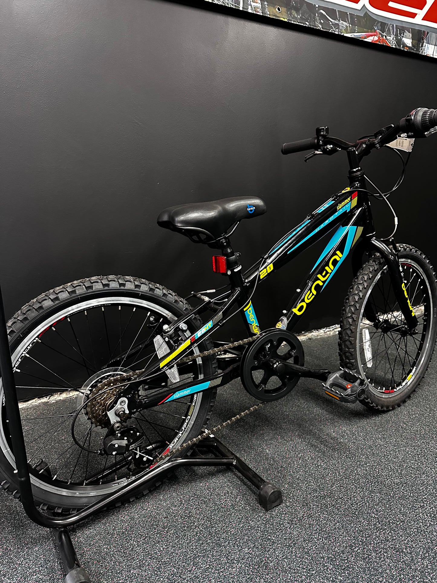BENTINI - SLAMMER 20" BOYS BLACK