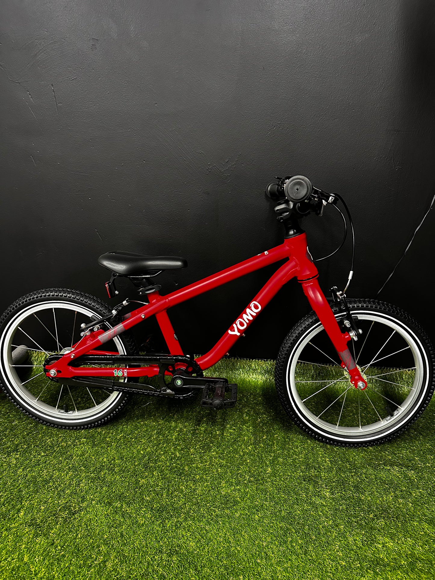 YOMO - 16 RED