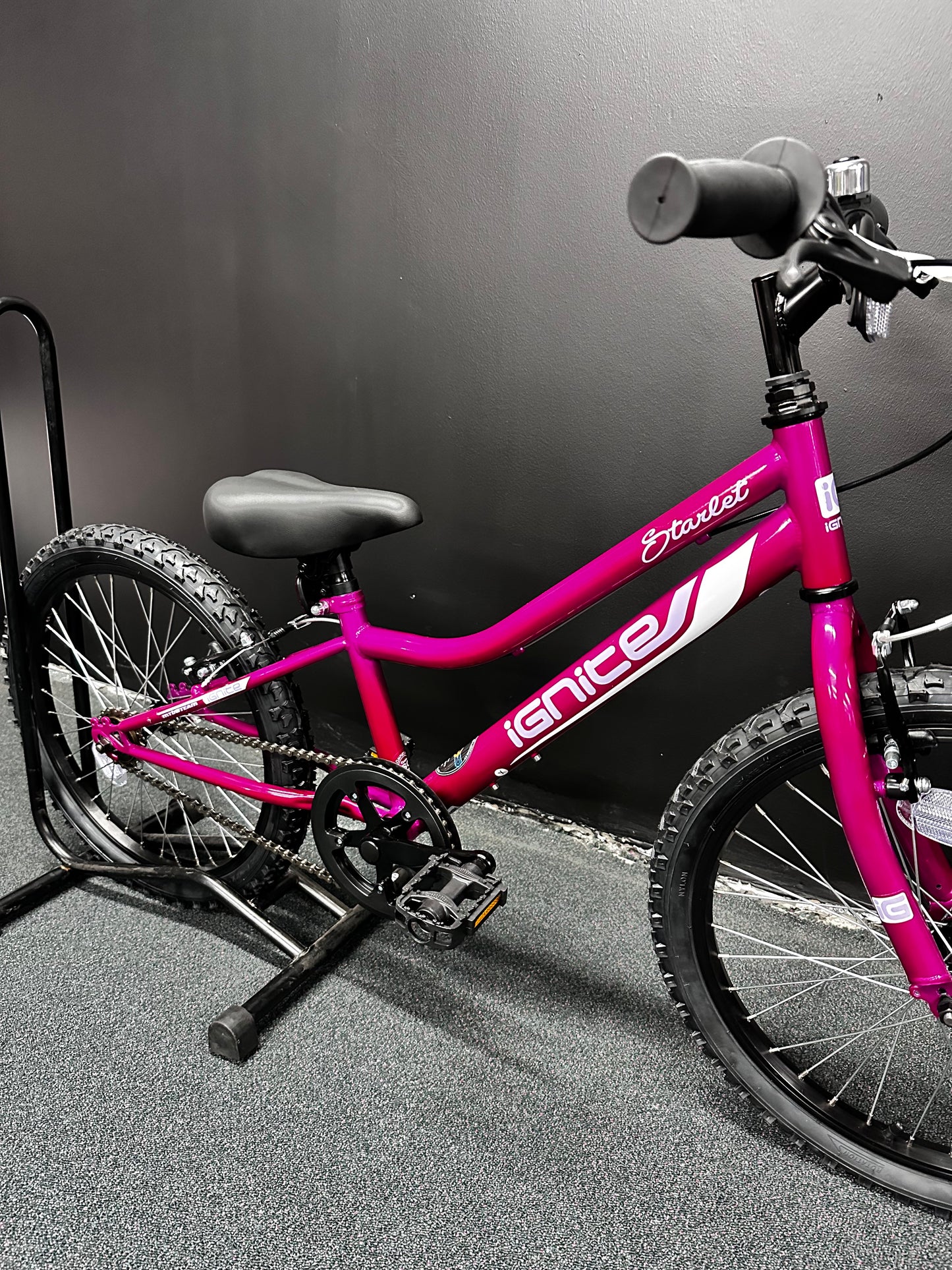 IGNITE - STARLET 20" GIRLS PINK