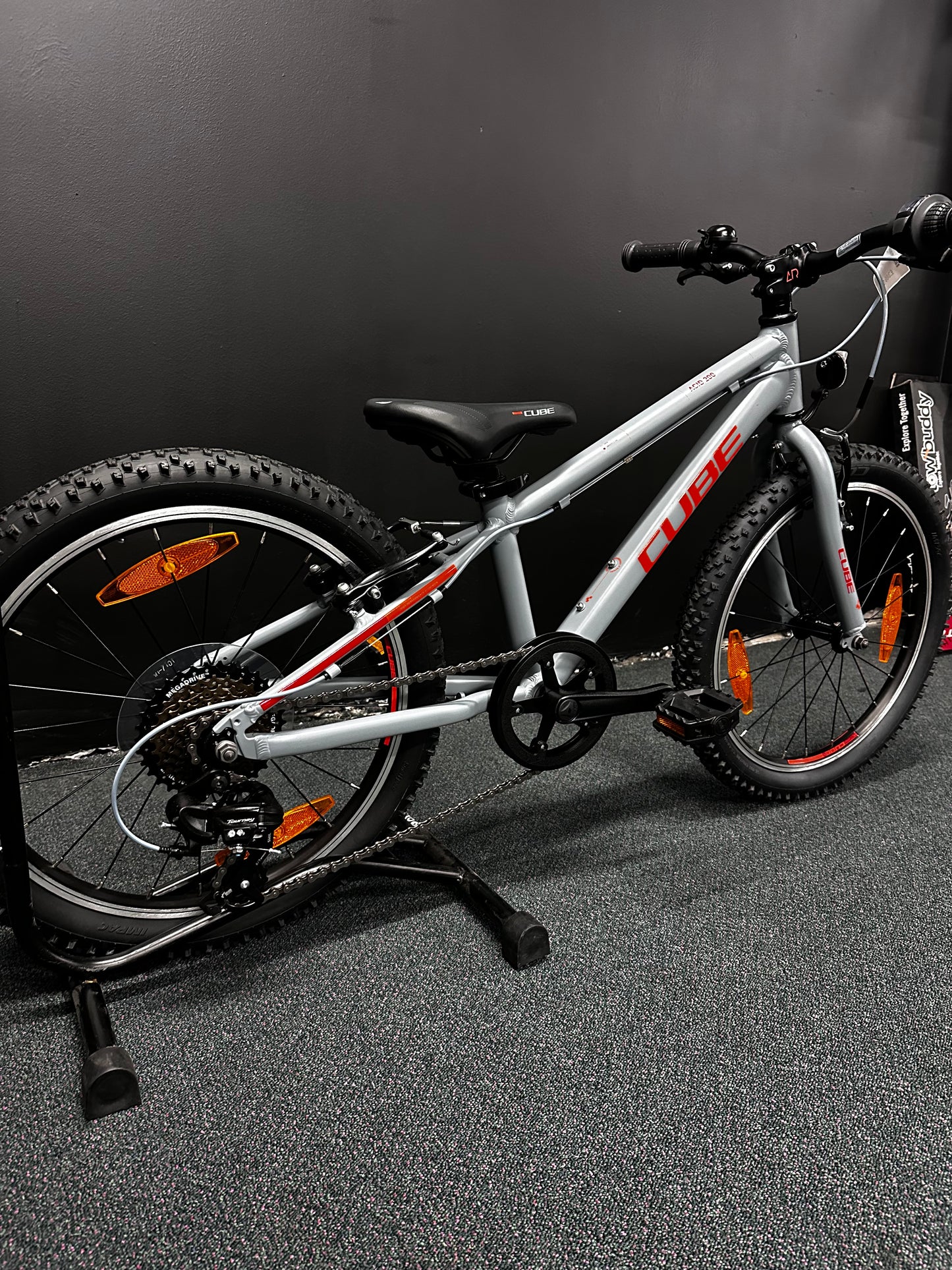 CUBE - ACID 200 GREY 'N' RED