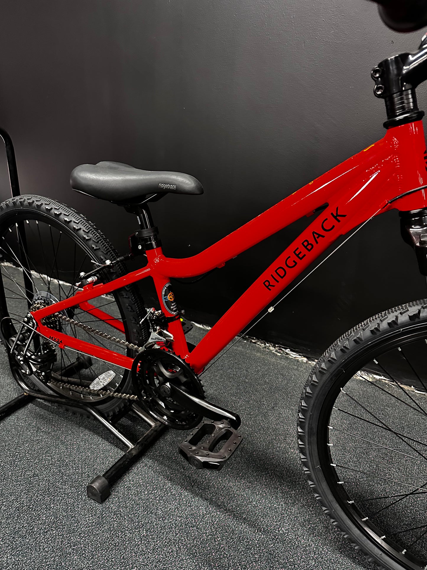RIDGEBACK - MX24 RED