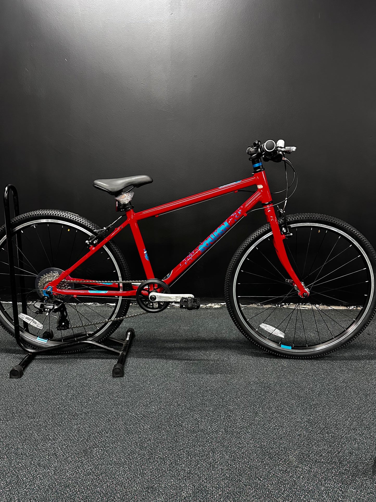SQUISH - 26" RED