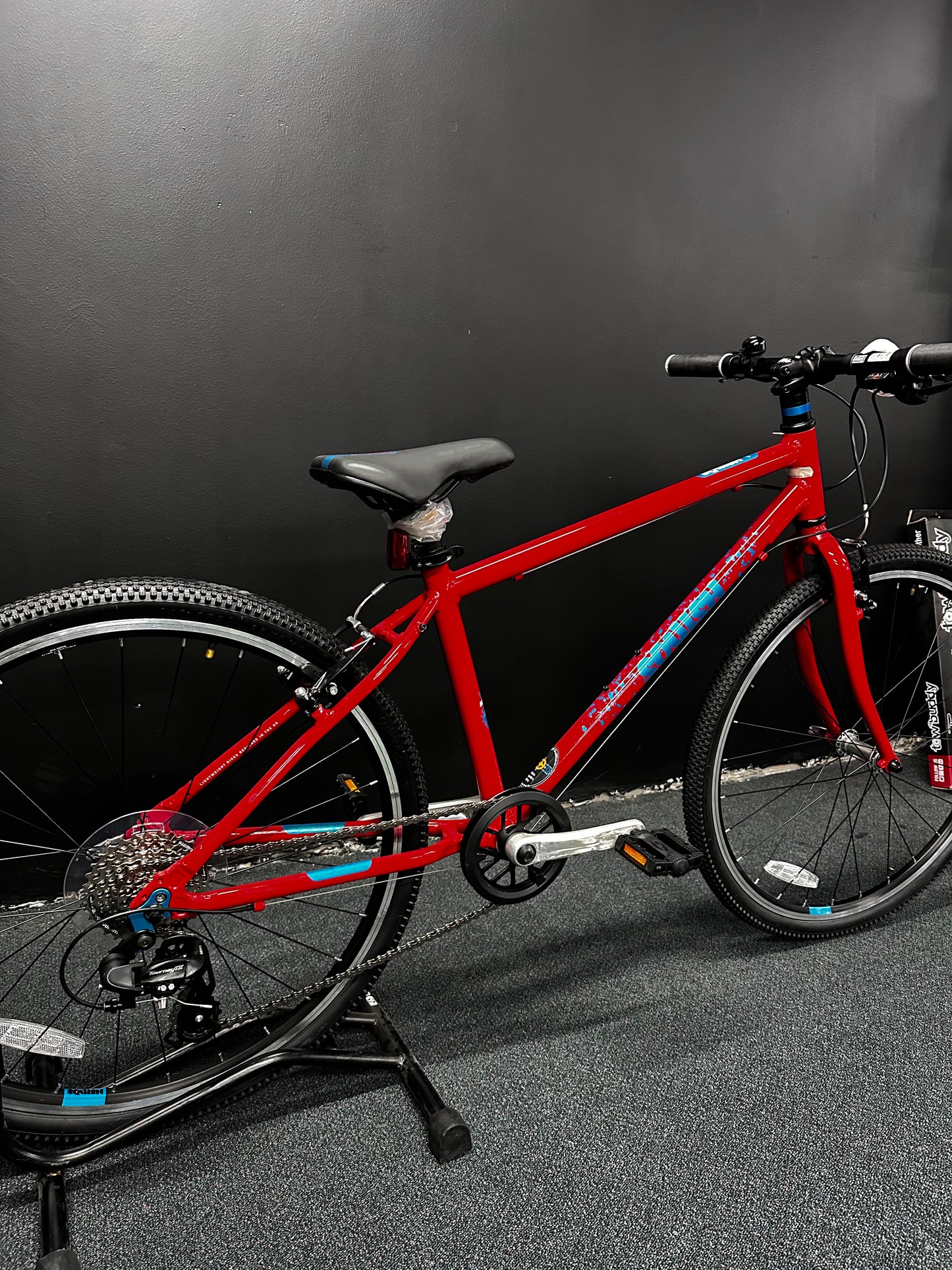 SQUISH - 26" RED