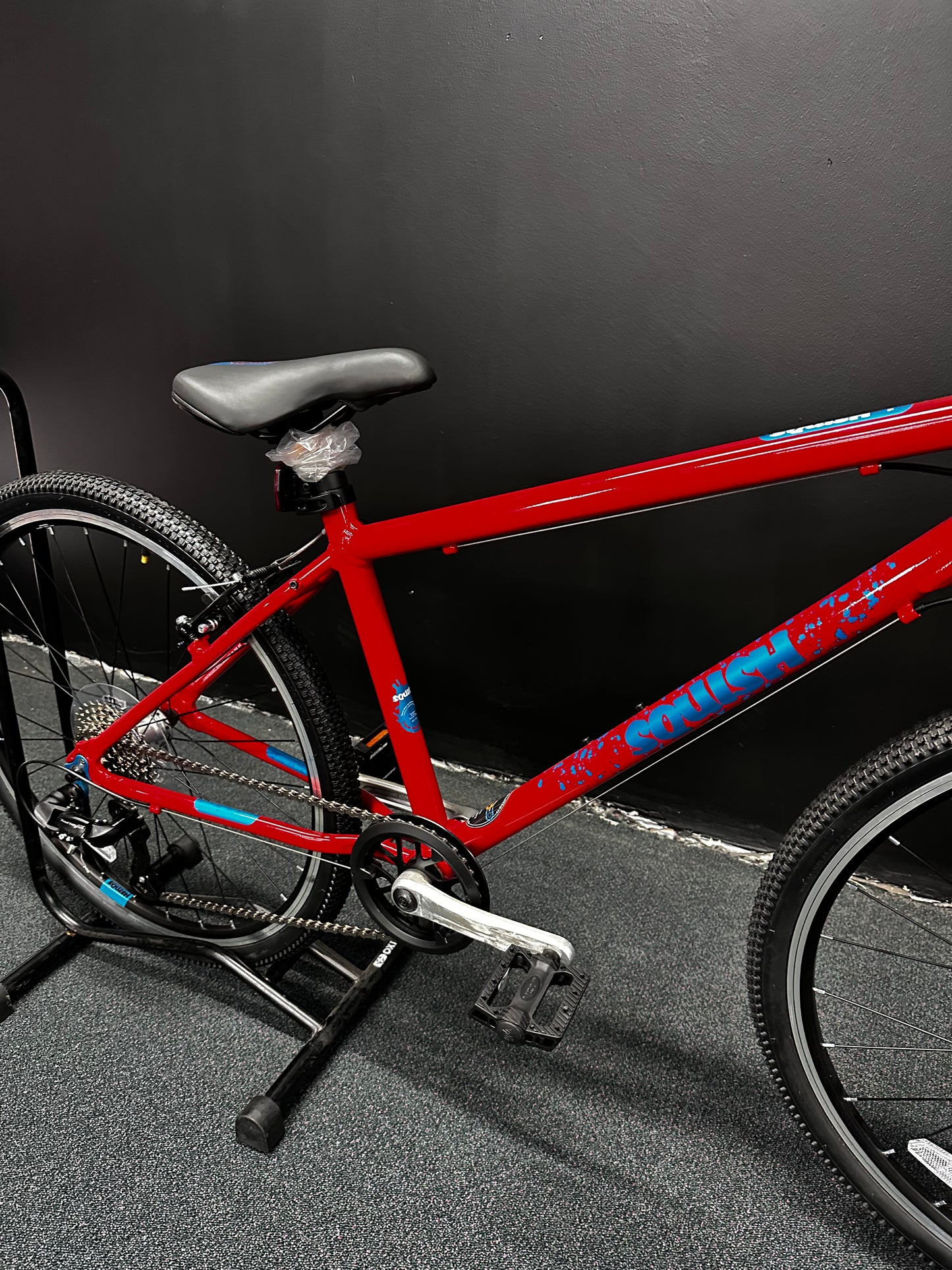SQUISH - 26" RED