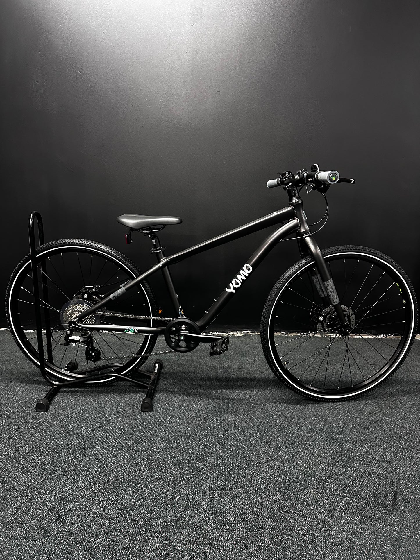 YOMO - 26" DARK GREY
