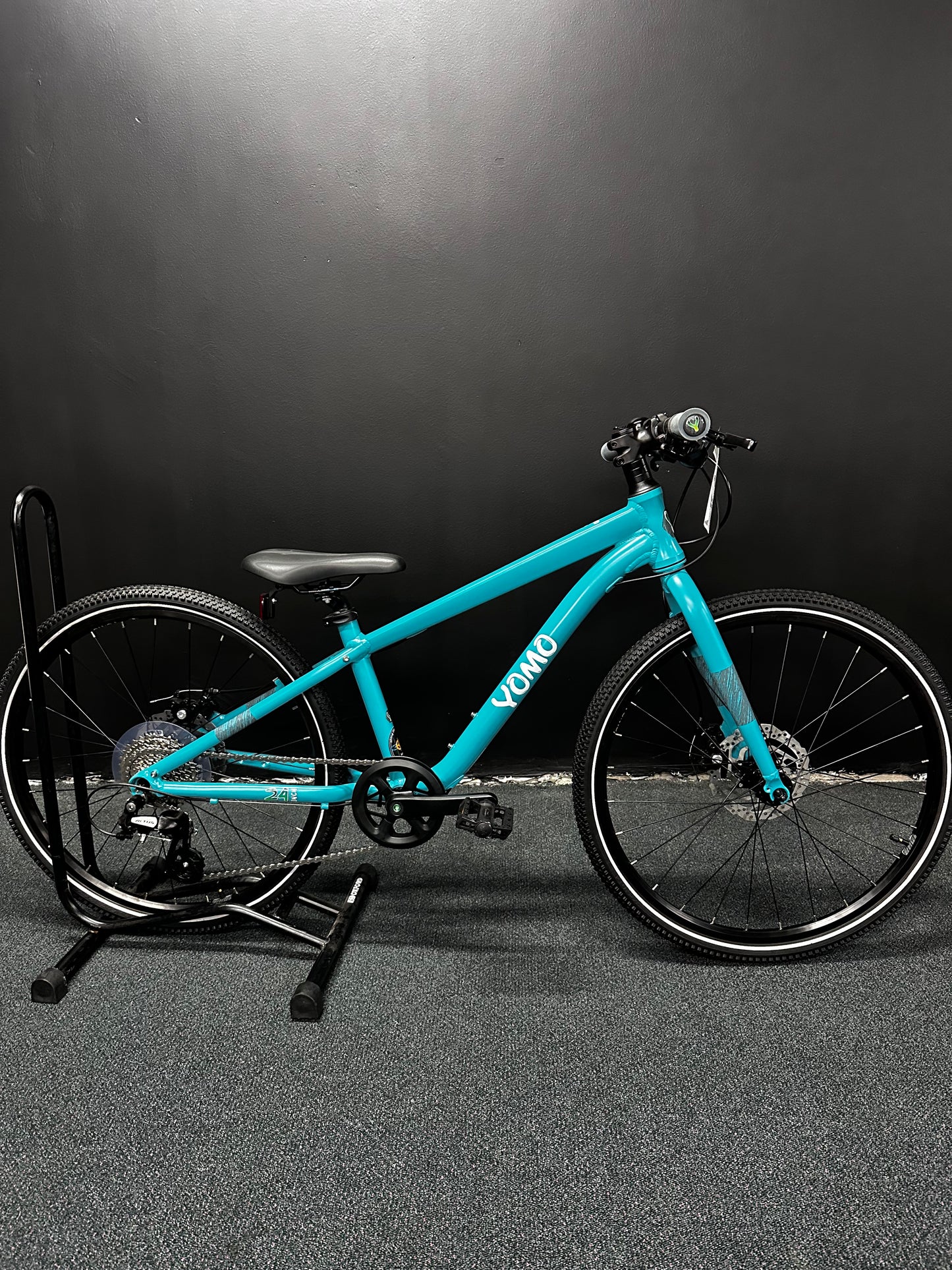 YOMO - 24" TURQUOISE