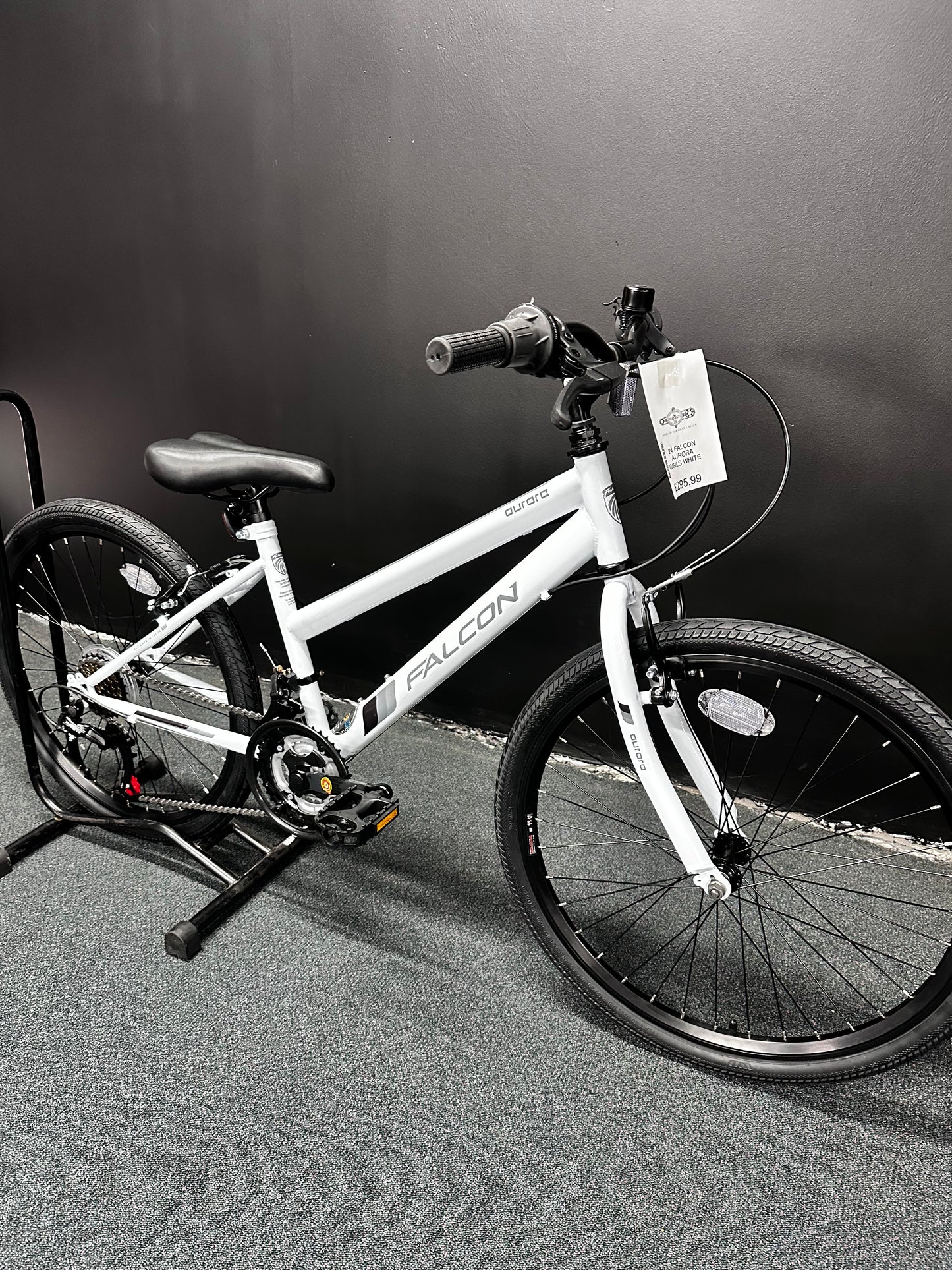 FALCON - AURORA 24" GIRLS WHITE