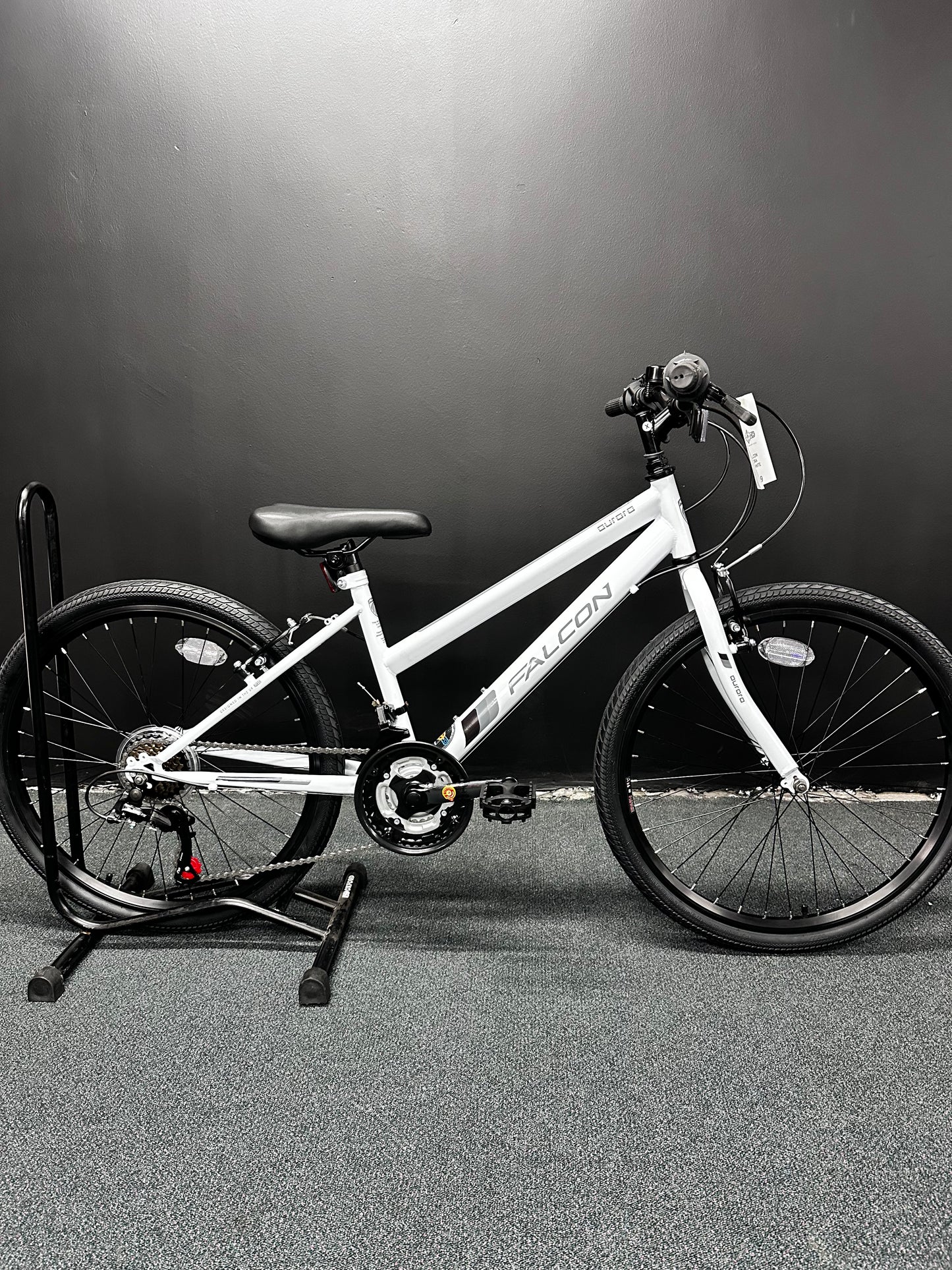 FALCON - AURORA 24" GIRLS WHITE