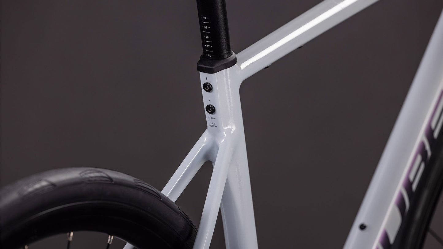 CUBE - ATTAIN RACE 28" FOGGREY 'N' SHIFT 2026