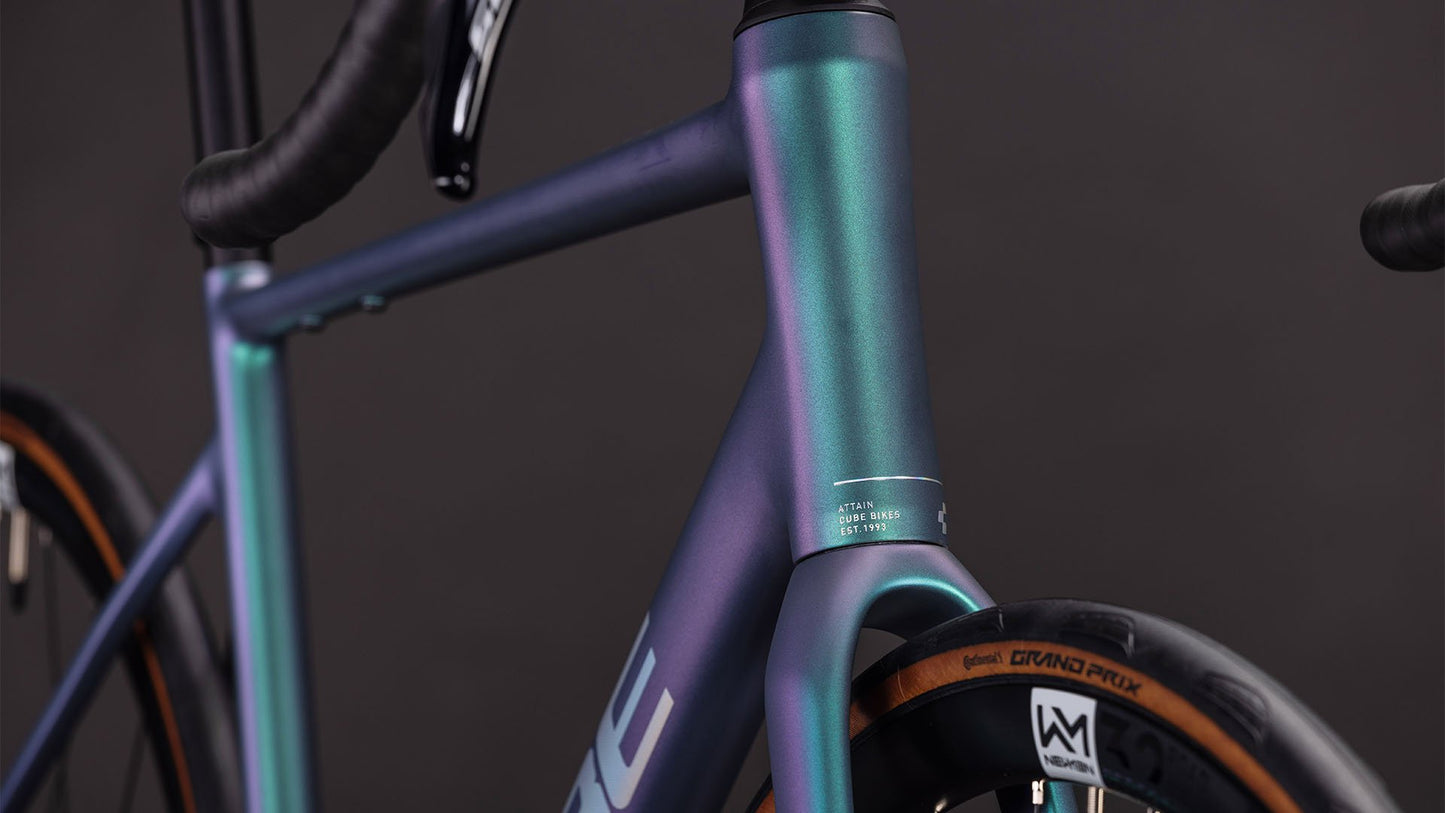CUBE - ATTAIN SLX 28" SMARAGDGREY 'N' PRISM 2026