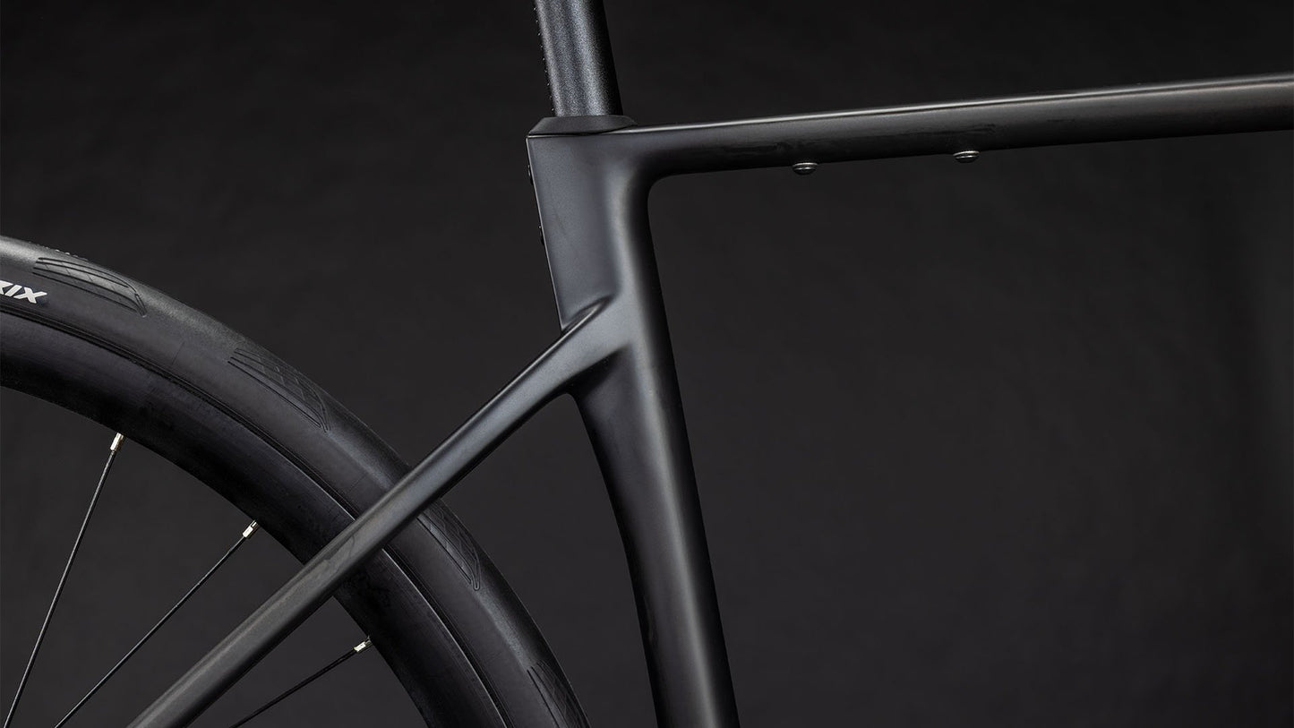 CUBE - ATTAIN C:62 RACE 28" BLACKLINE 2026