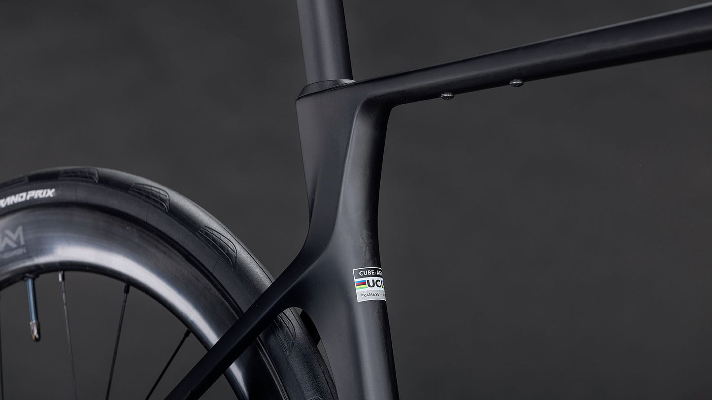 CUBE - AGREE C:62 PRO 28" BLACKLINE 2026
