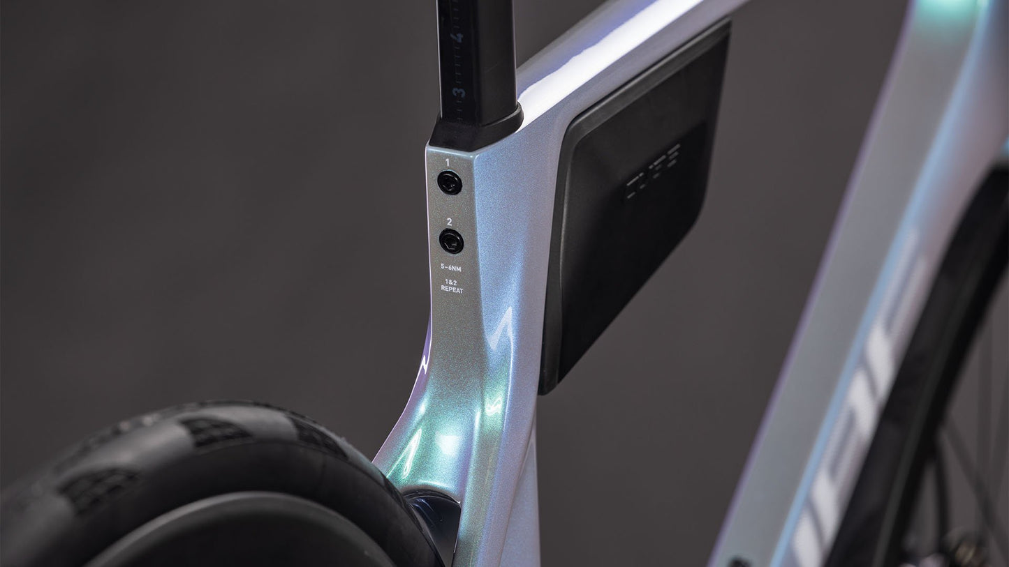 CUBE - AGREE C:62 SLT 28"GREENFUSION 'N' WHITE 2026