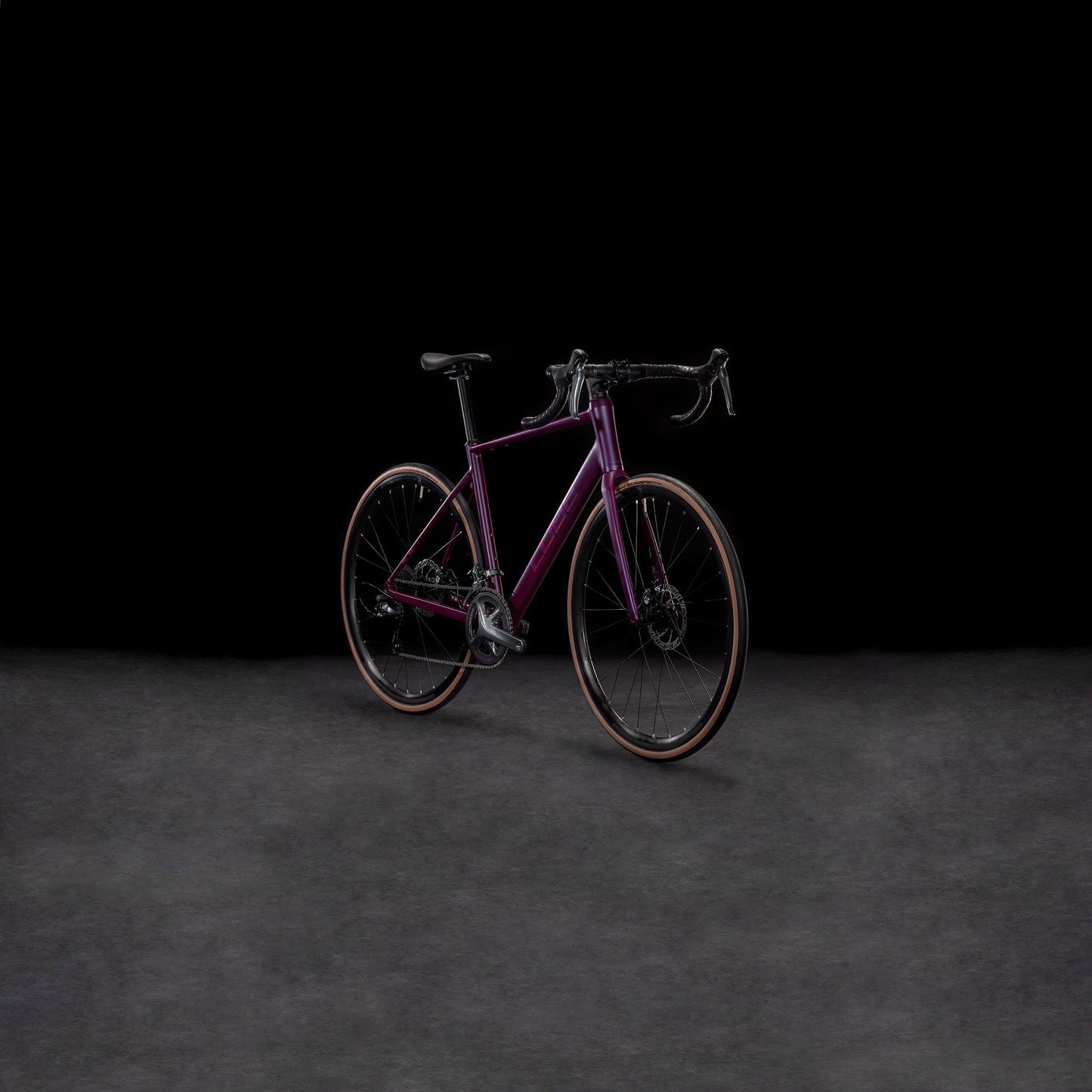 CUBE - ATTAIN PRO 28" HYPERPURPLE 'N' HELIO 2025