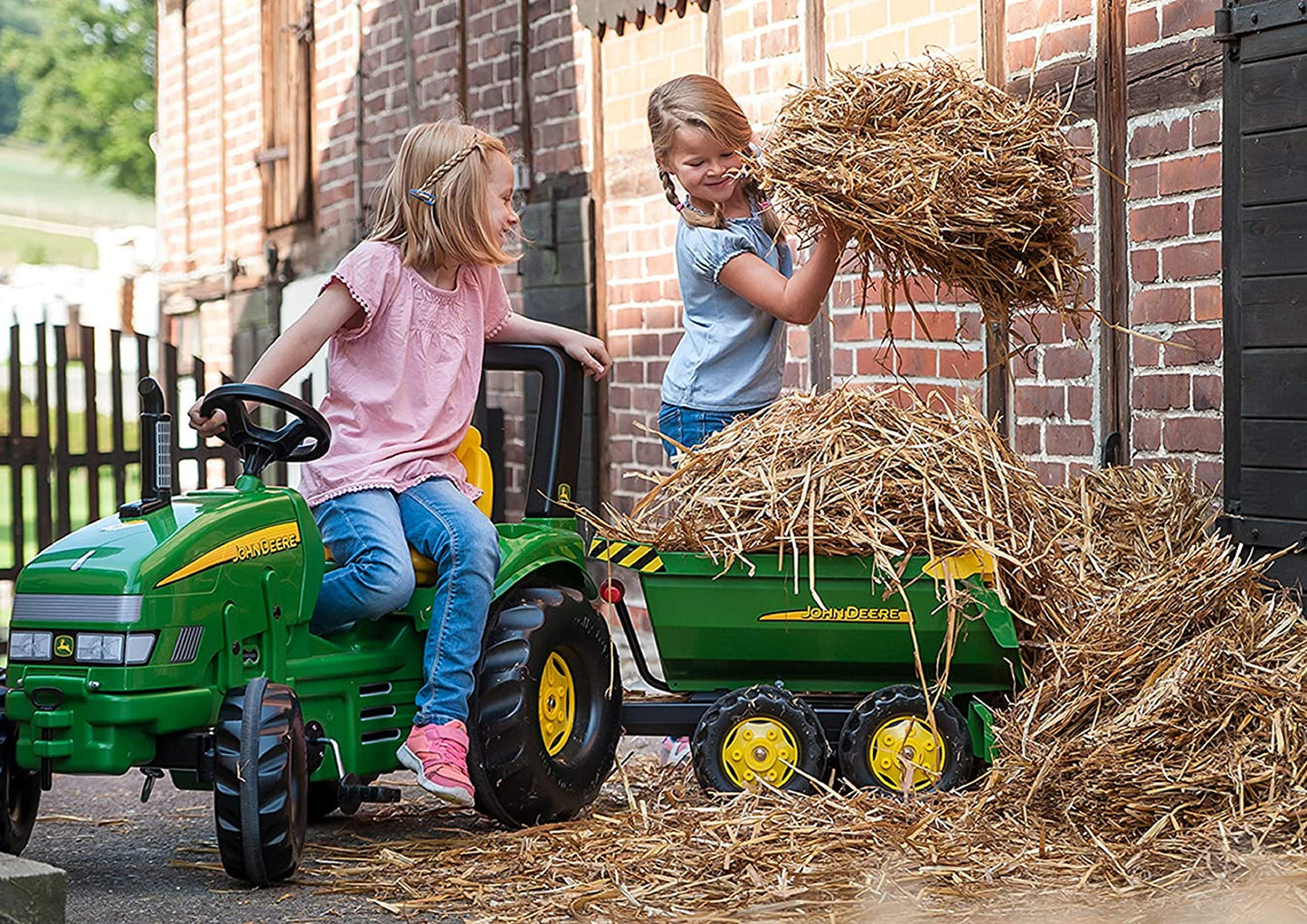 ROLLY TOYS - HALFPIPE JOHN DEERE TRAILER