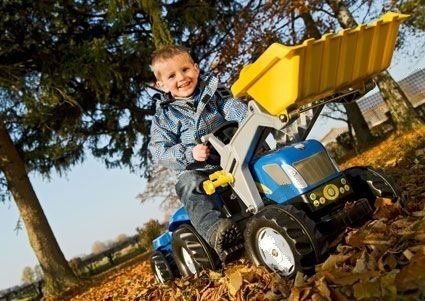 ROLLY TOYS - HOLLAND TRACTOR WITH LOADER & TRAILER SET
