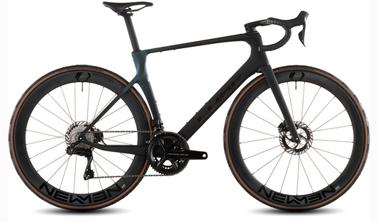 CUBE - AGREE C:62 SLT 28" BLACK 'N' BLACK 2026