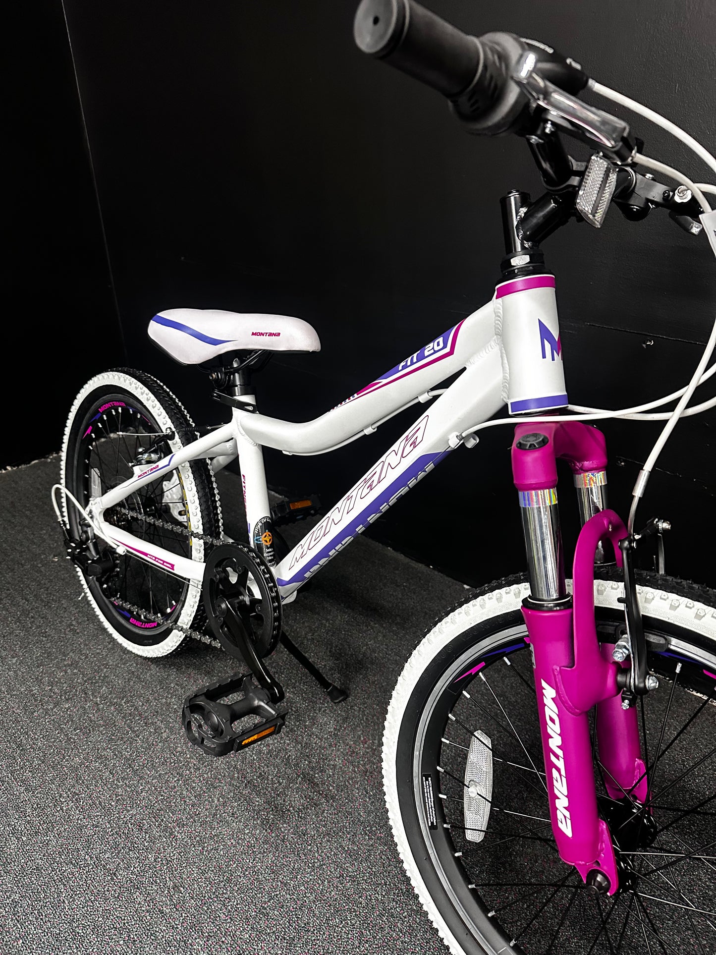 MONTANA - FITNESS 20" GIRLS WHITE/PINK/VIOLET