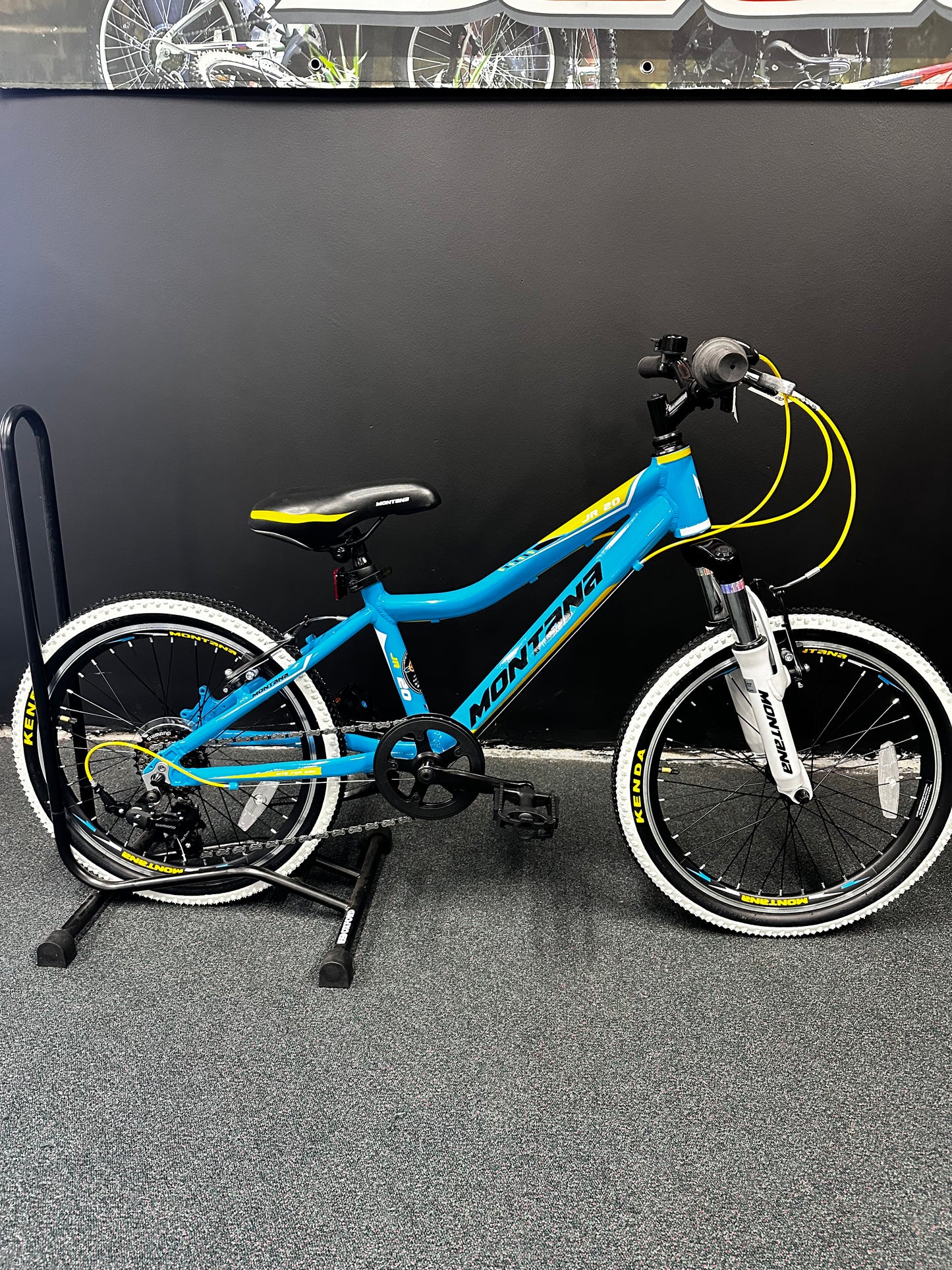 MONTANA - JUNIOR 20" BOYS BLUE/YELLOW