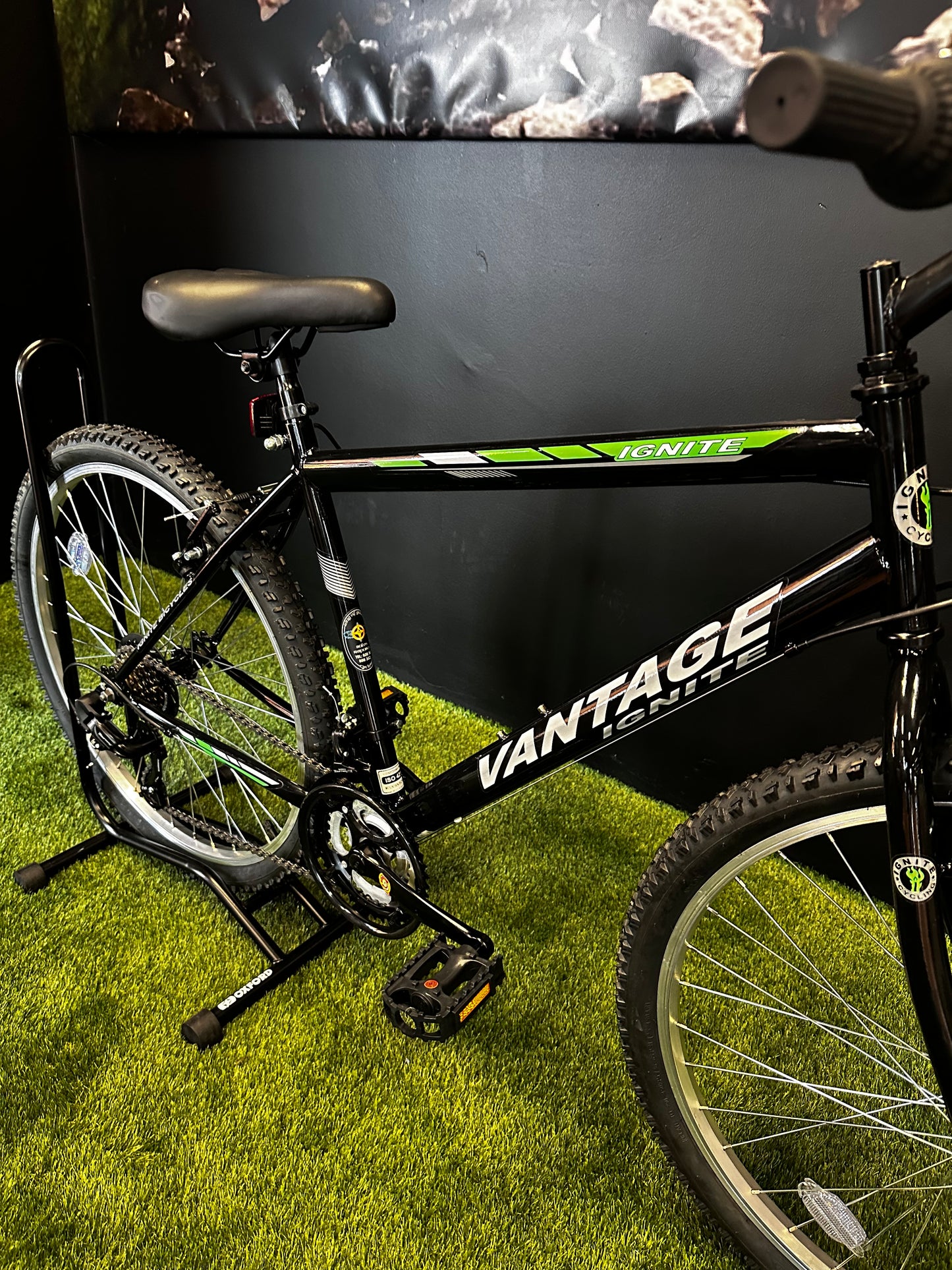 IGNITE - VANTAGE 26" GENTS BLACK