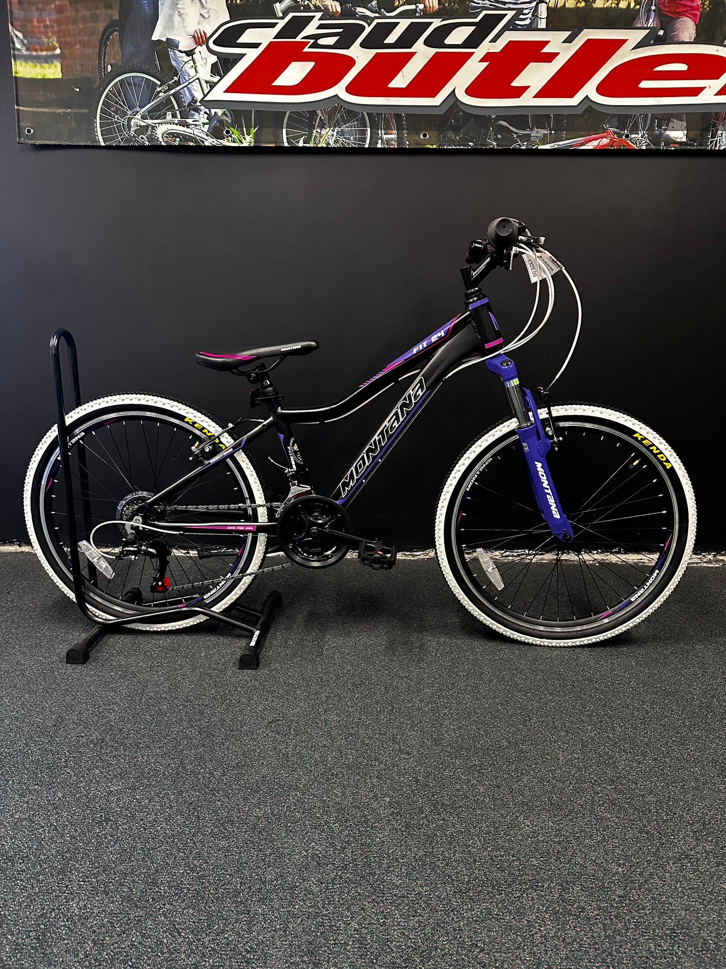 MONTANA - FITNESS 24" GIRLS BLACK/VIOLET/PINK