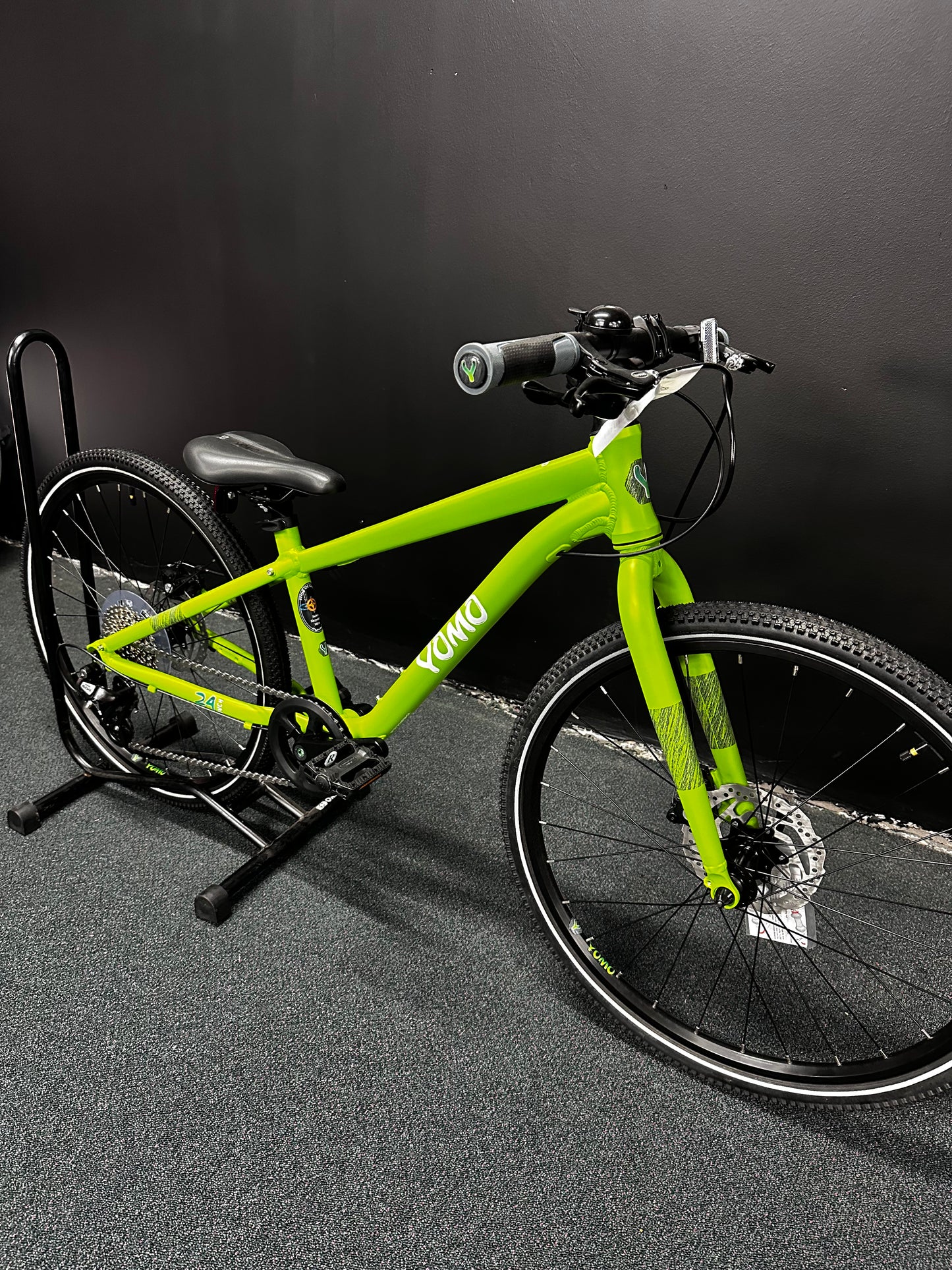 YOMO - 24" GREEN