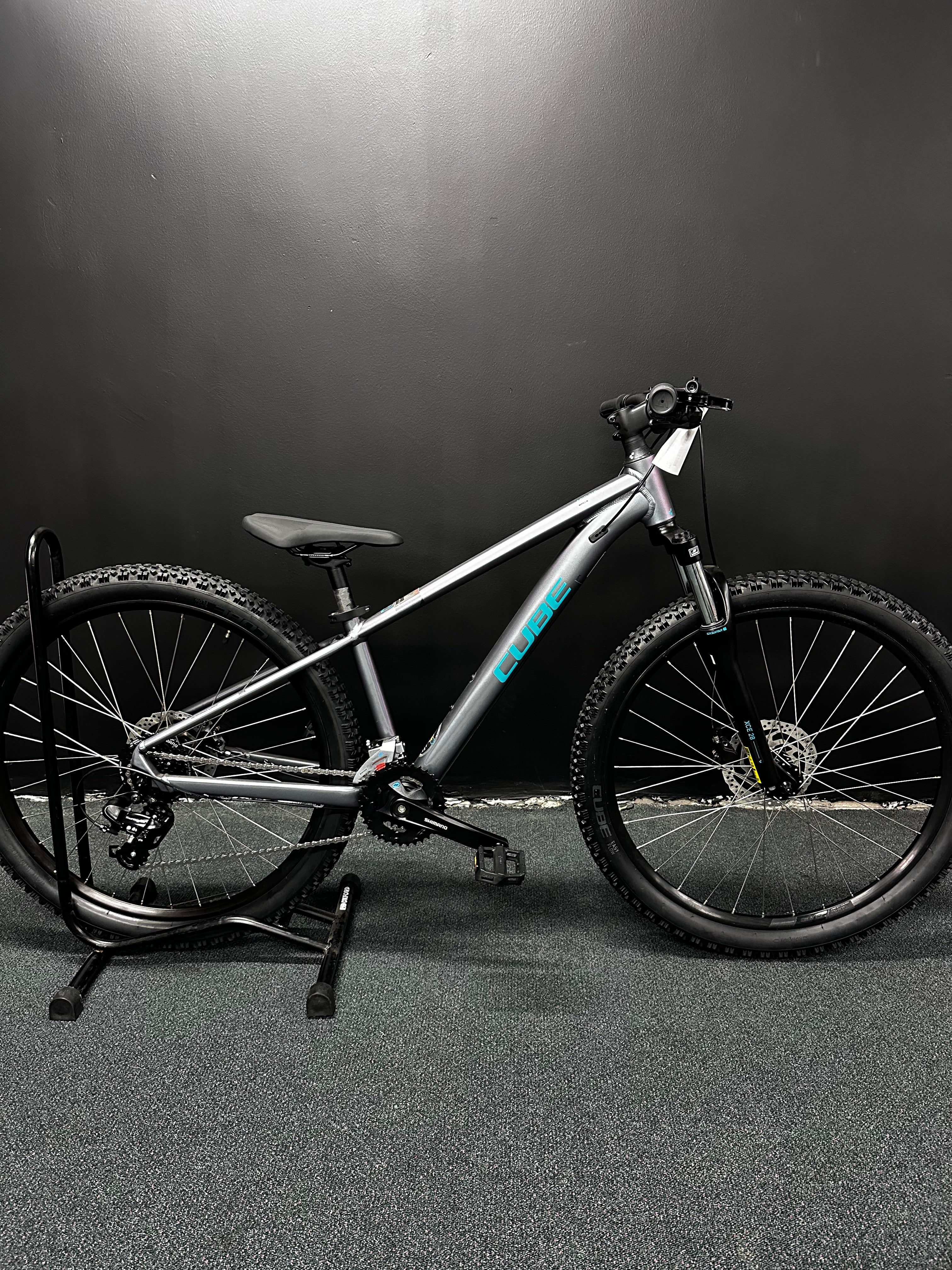 CUBE - ACID 260 GALACTIC 'N' CYAN 2025 – ringofgullioncycles