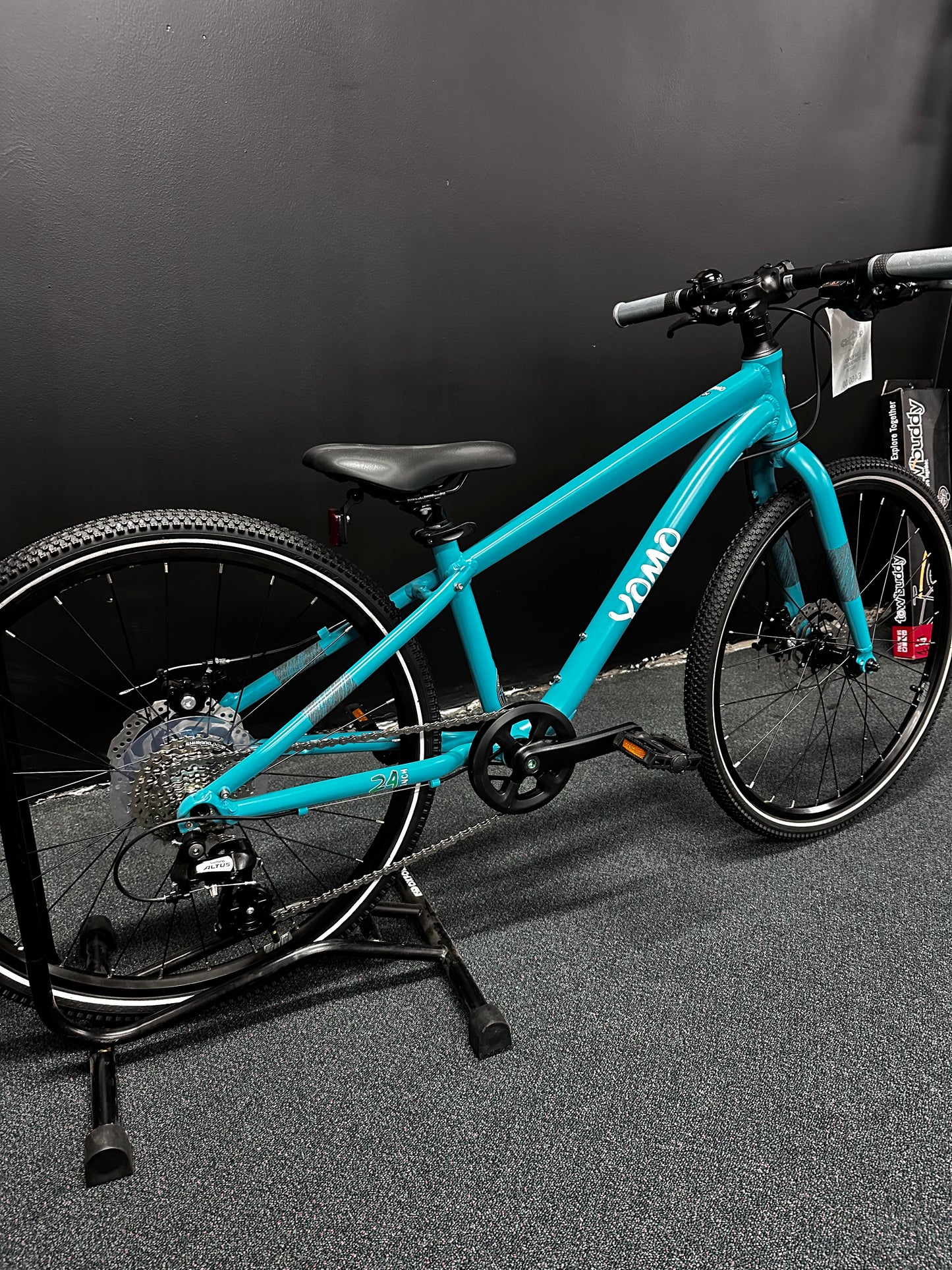 YOMO - 24" TURQUOISE