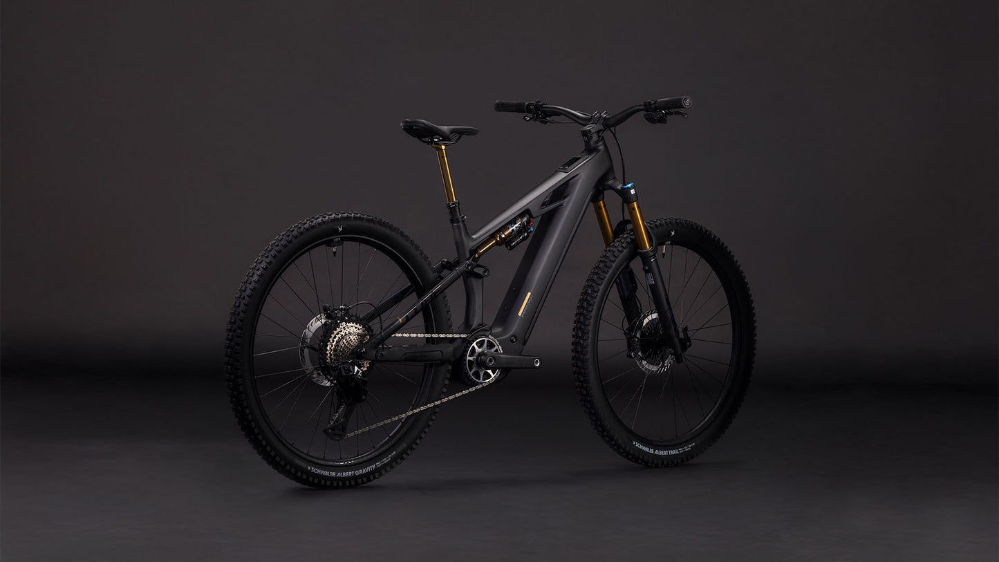 CUBE - STEREO ONE44 HPC AT 800 CARBON 'N' GOLD 2026