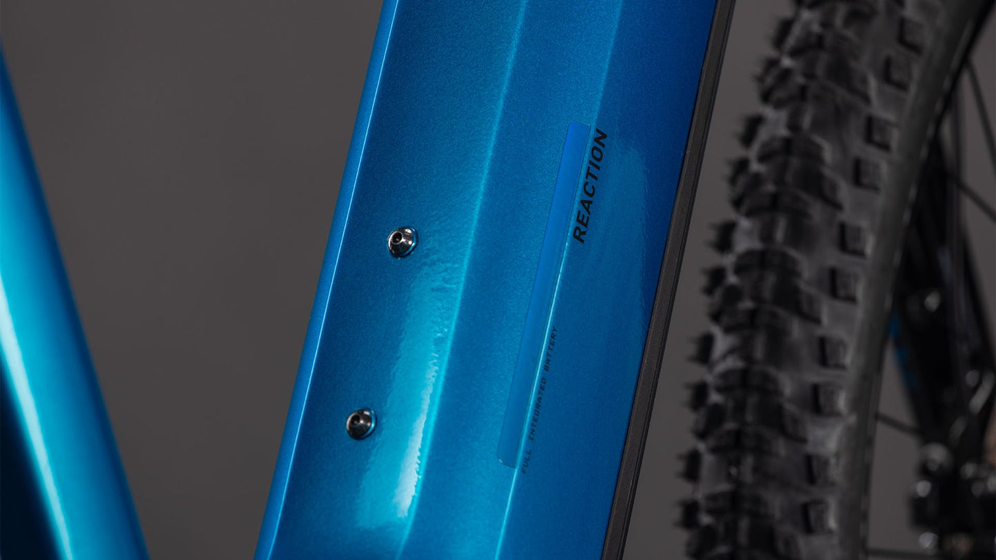 CUBE - REACTION PERFORMANCE 600 EE 27.5" ELECTRICBLUE 'N' DAZZLE 2026