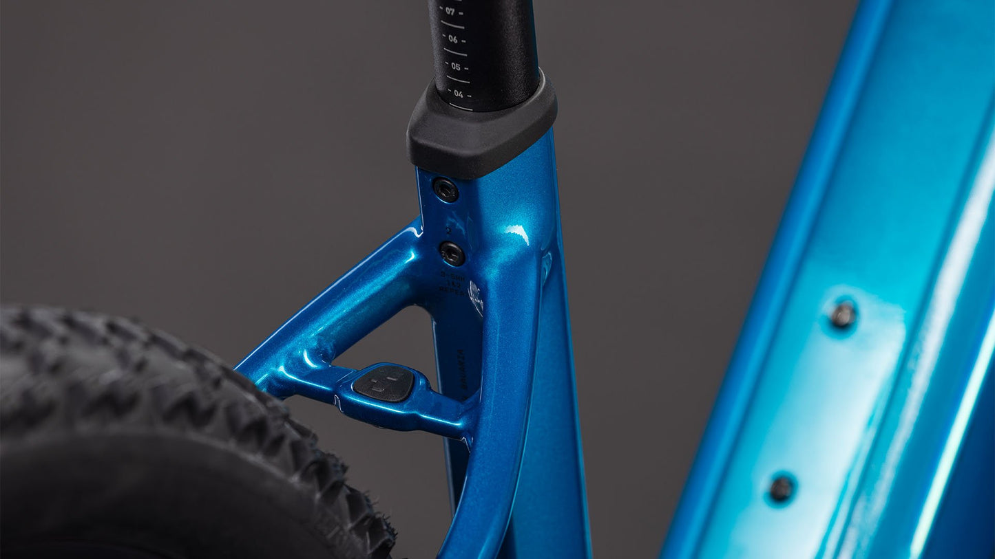 CUBE - REACTION PERFORMANCE 600 EE 27.5" ELECTRICBLUE 'N' DAZZLE 2026