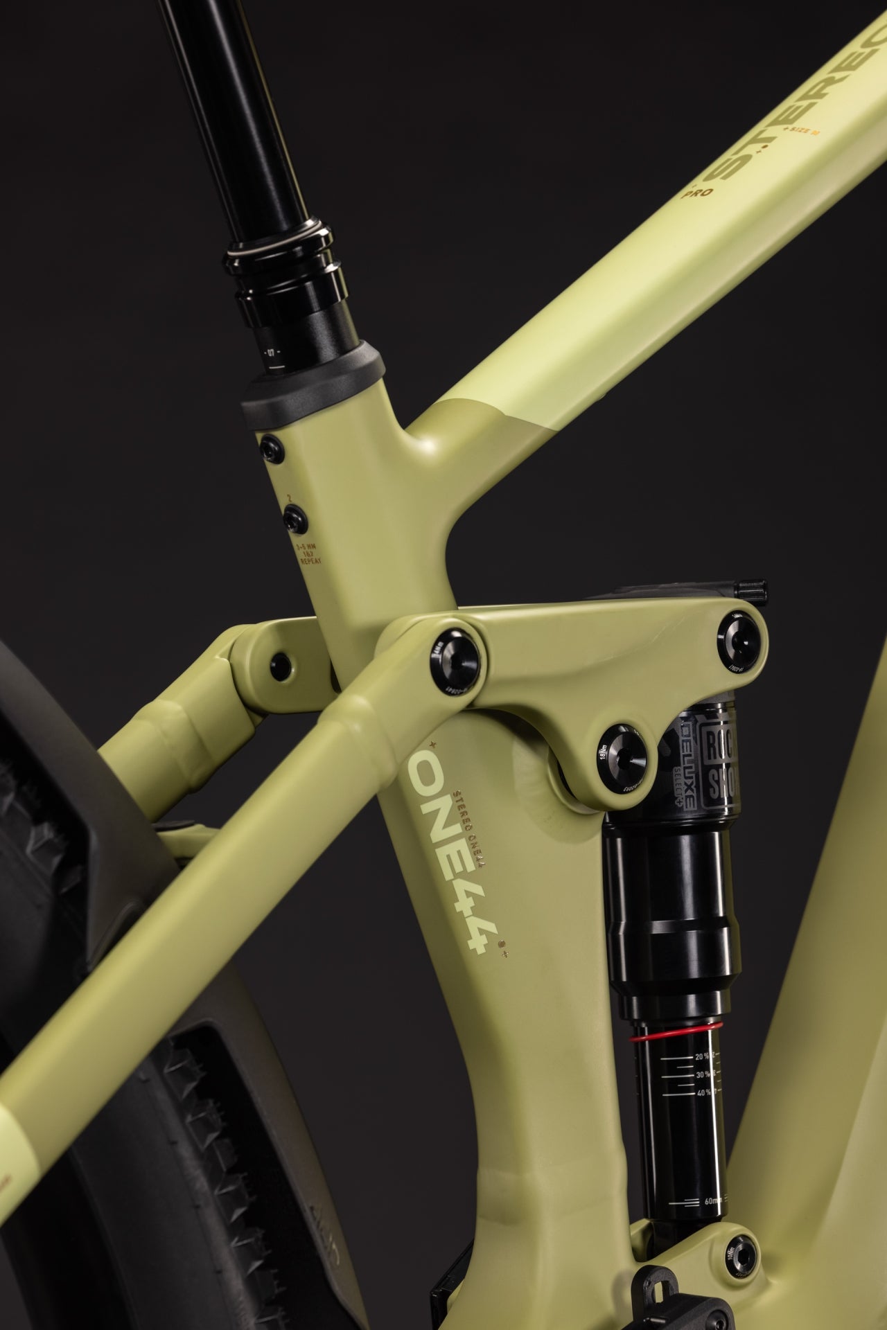 CUBE STEREO HYBRID ONE44 PRO 800 SOFTWILLOW´N´GREEN 2027