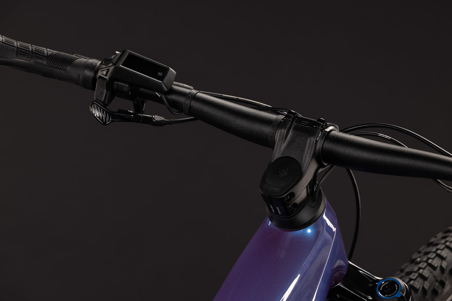 CUBE STEREO HYBRID ONE44 PRO 800 BLUEIRIS´N´PURPLE 2027