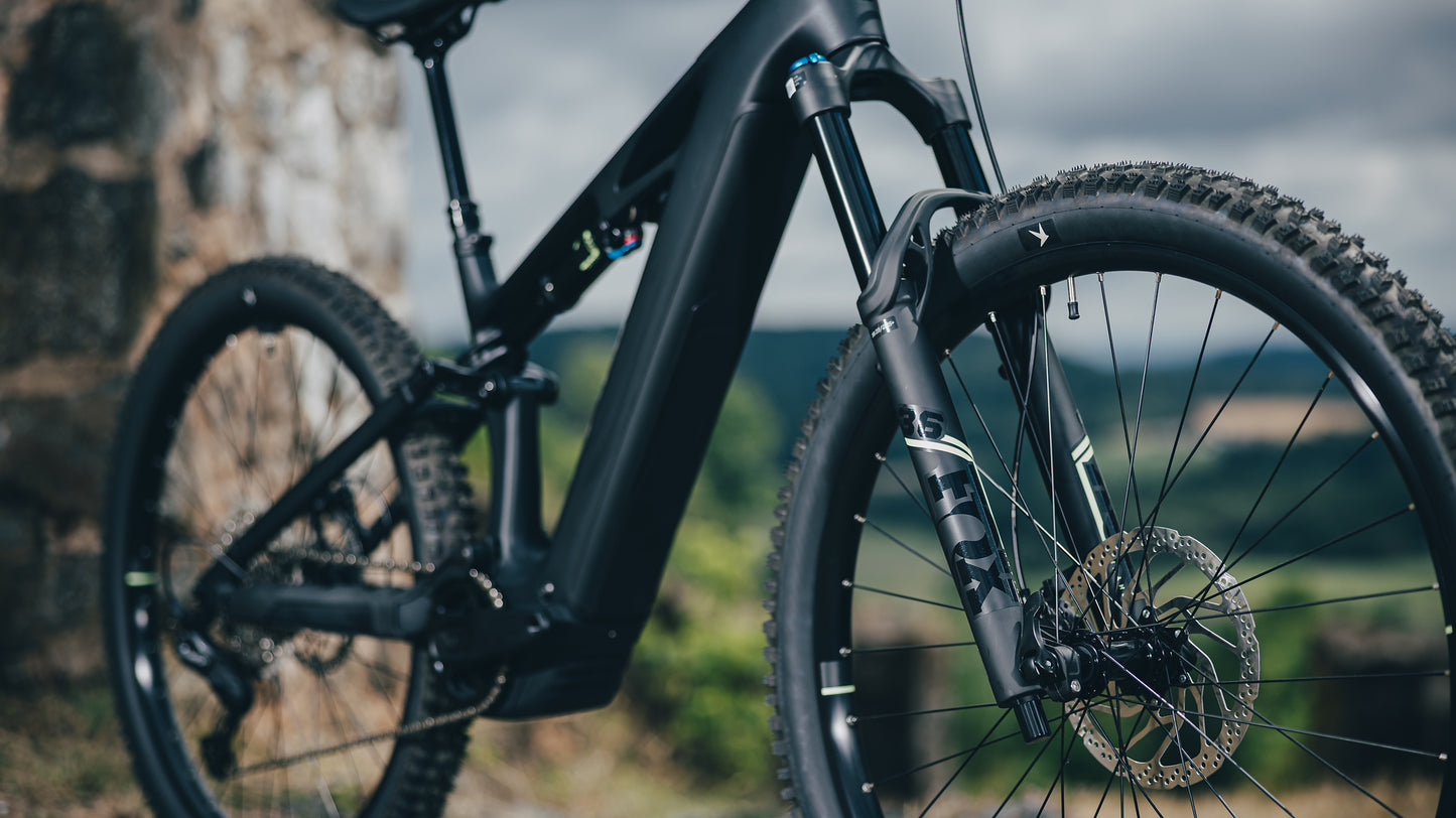 CUBE STEREO HYBRID ONE44 HPC RACE 800 COAL´N´GREEN 2027