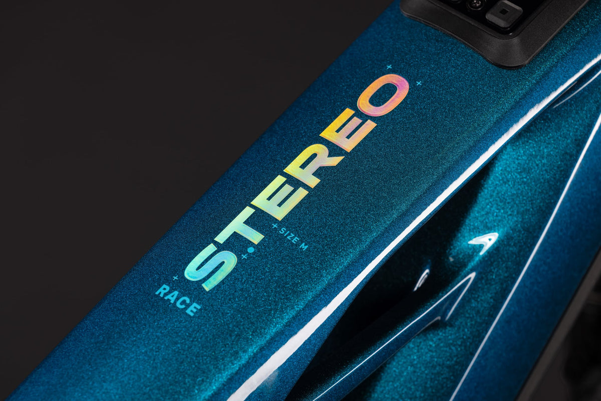 CUBE STEREO HYBRID ONE44 HPC RACE 800 NEBULA´N´PRIZM 2027