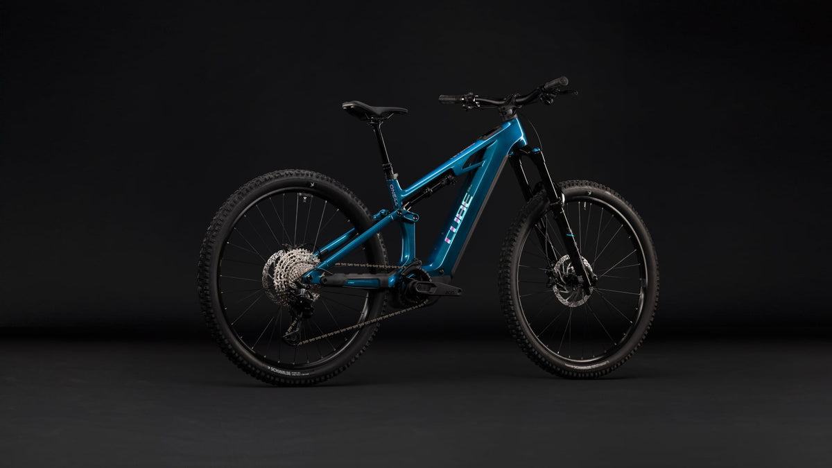 CUBE STEREO HYBRID ONE44 HPC RACE 800 NEBULA´N´PRIZM 2027