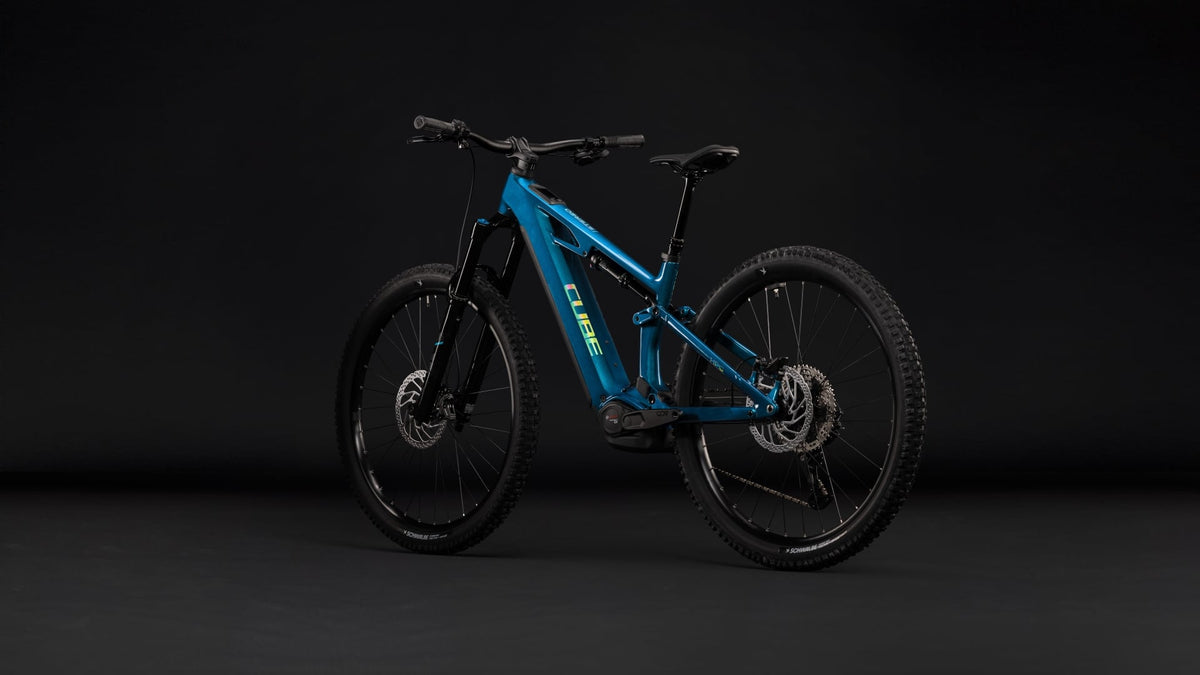 CUBE STEREO HYBRID ONE44 HPC RACE 800 NEBULA´N´PRIZM 2027