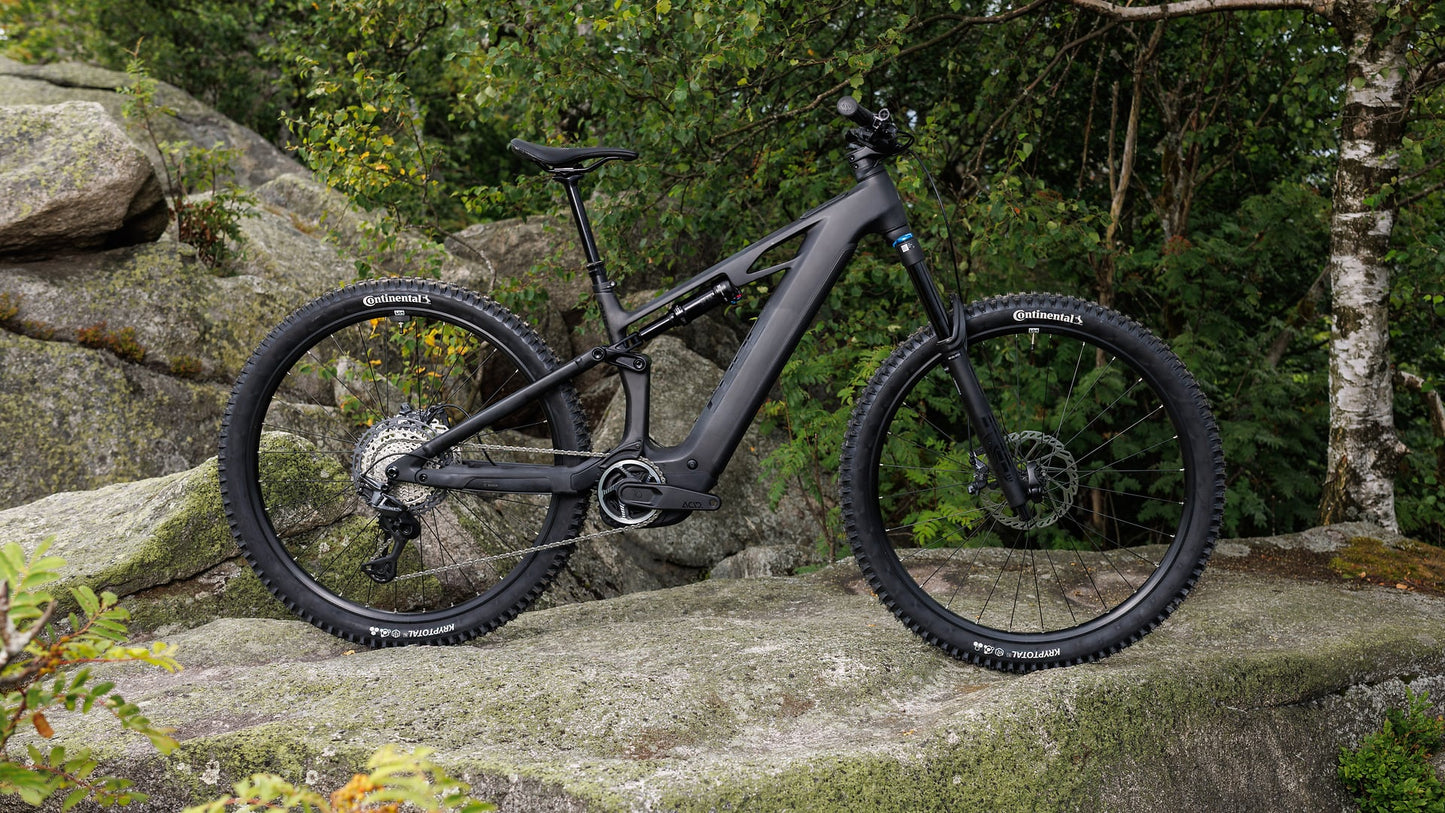CUBE STEREO HYBRID ONE44 HPC SLX 800 BLACKLINE 2027