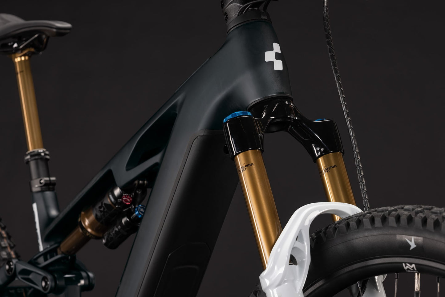 CUBE STEREO HYBRID ONE44 HPC AT 800 CARBON´N´WHITE 2027