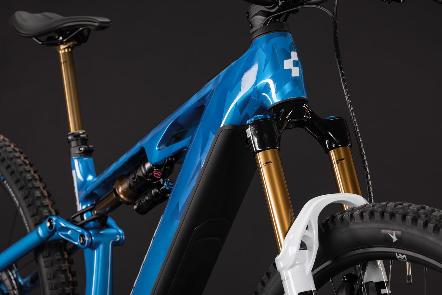 CUBE STEREO HYBRID ONE44 HPC AT 800 ACTIONTEAM 2027