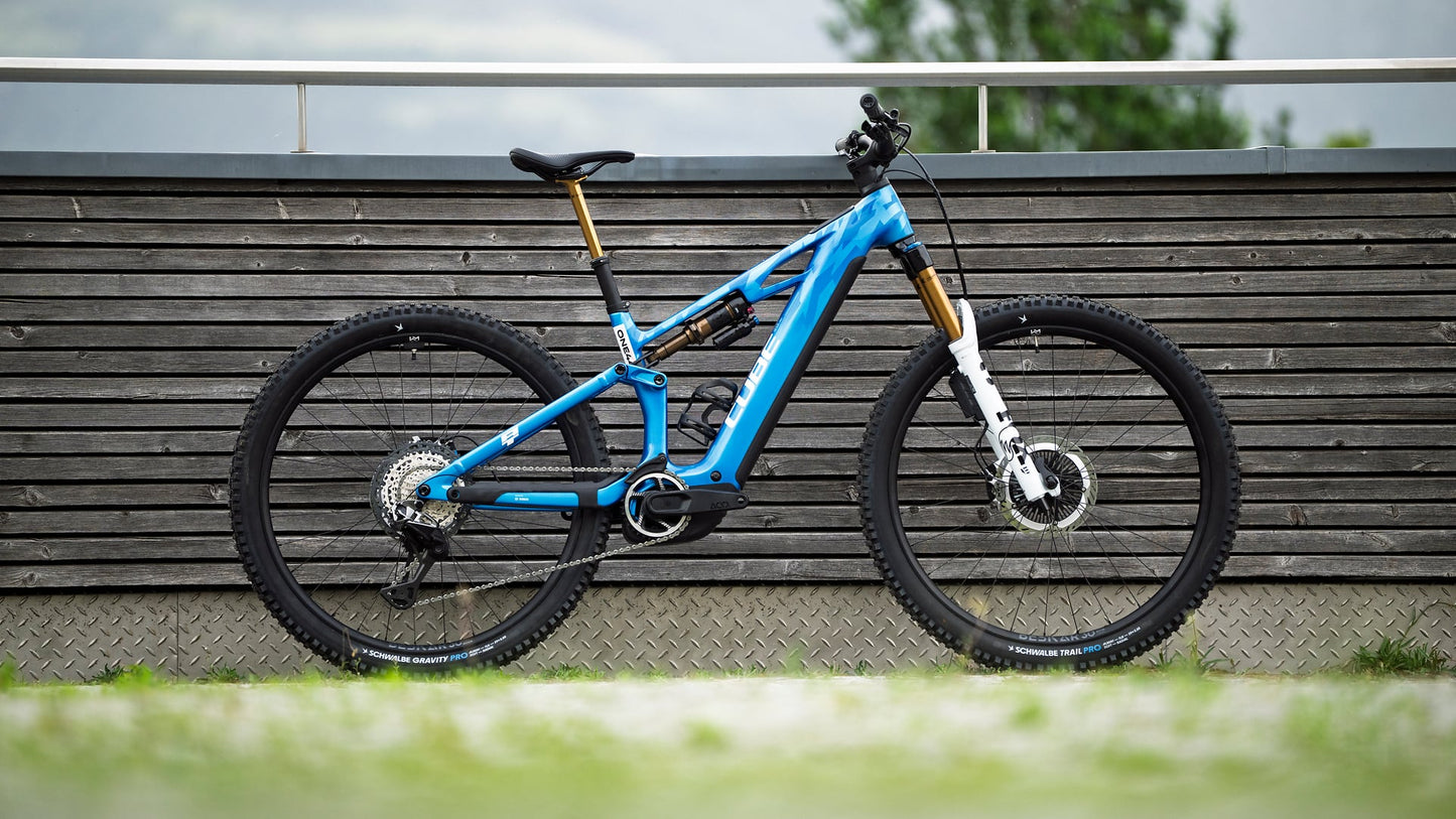 CUBE STEREO HYBRID ONE44 HPC AT 800 ACTIONTEAM 2027