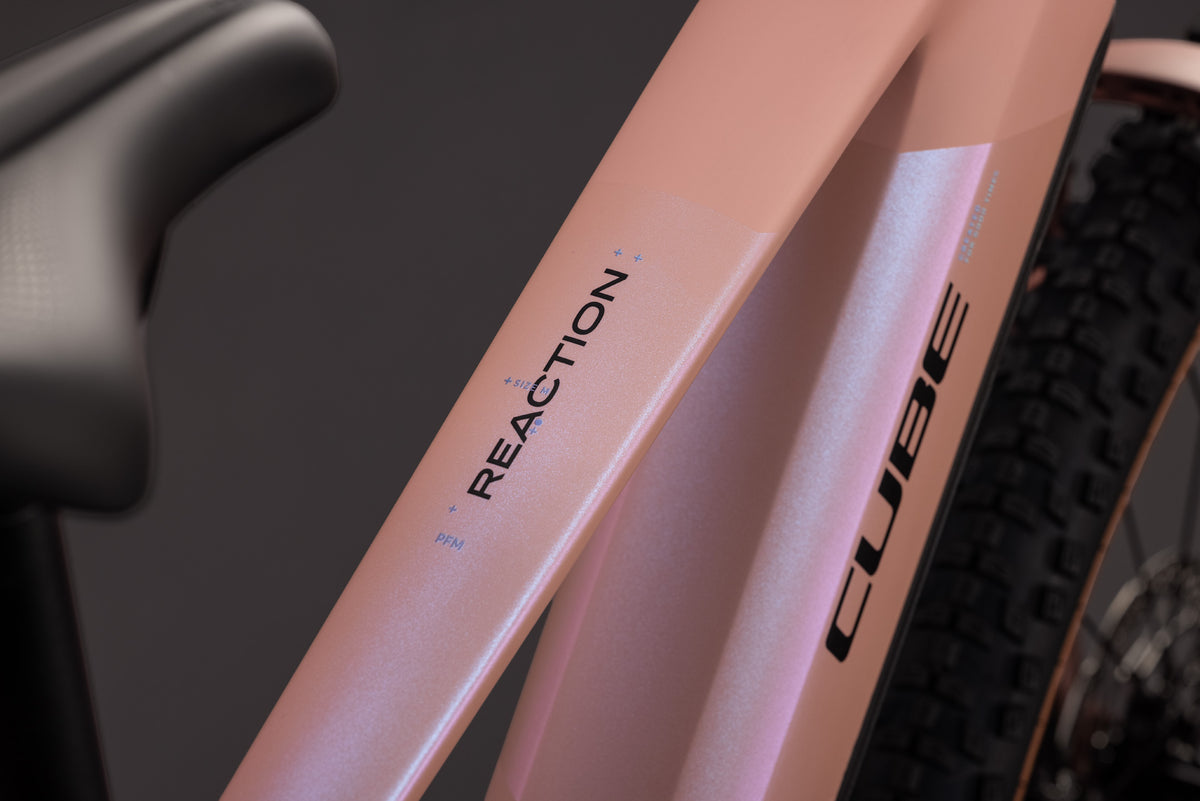 CUBE REACTION HYBRID PERFORMANCE 720 CLASSIC RUBY´N´BLACK 2027