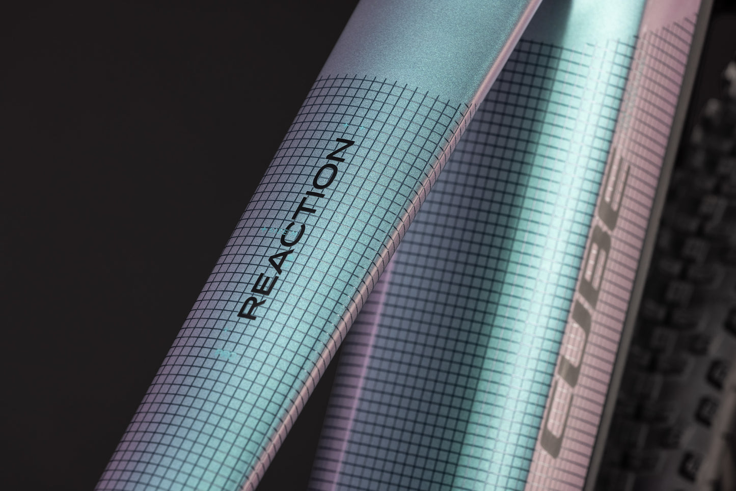 CUBE REACTION HYBRID PRO 800 CLASSIC POLARLIGHT´N´BLACK 2027