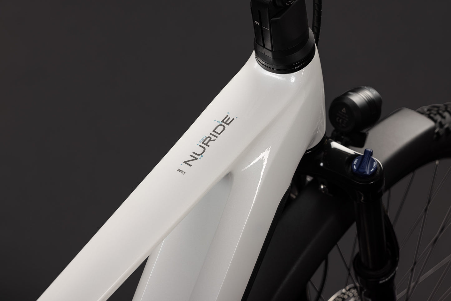 CUBE NURIDE HYBRID PERFORMANCE 720 METALLICWHITE ’N’ GREY 2027