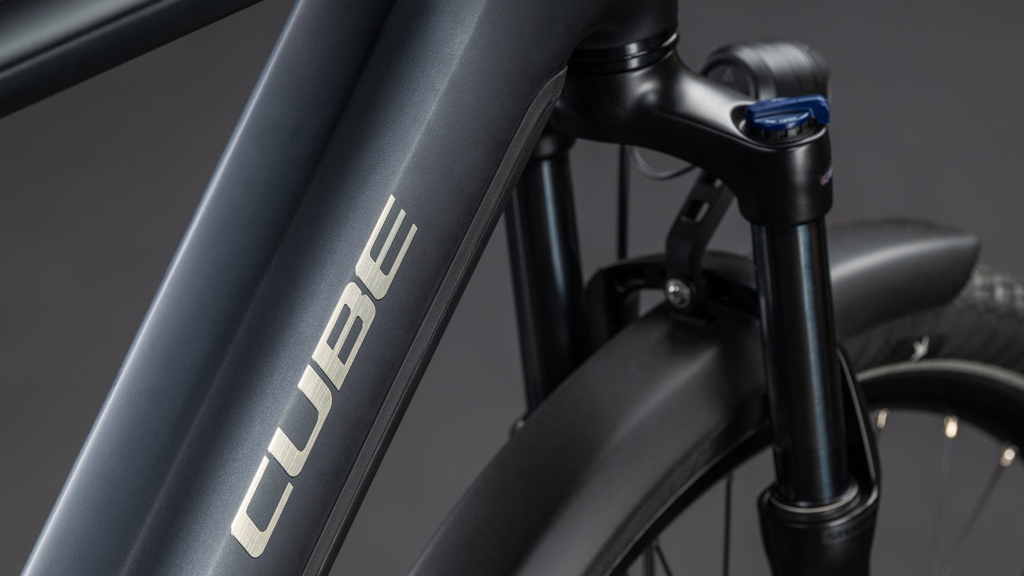 CUBE - TOURING ONE 600 CLASSIC COAL 'N' CHROME 2026